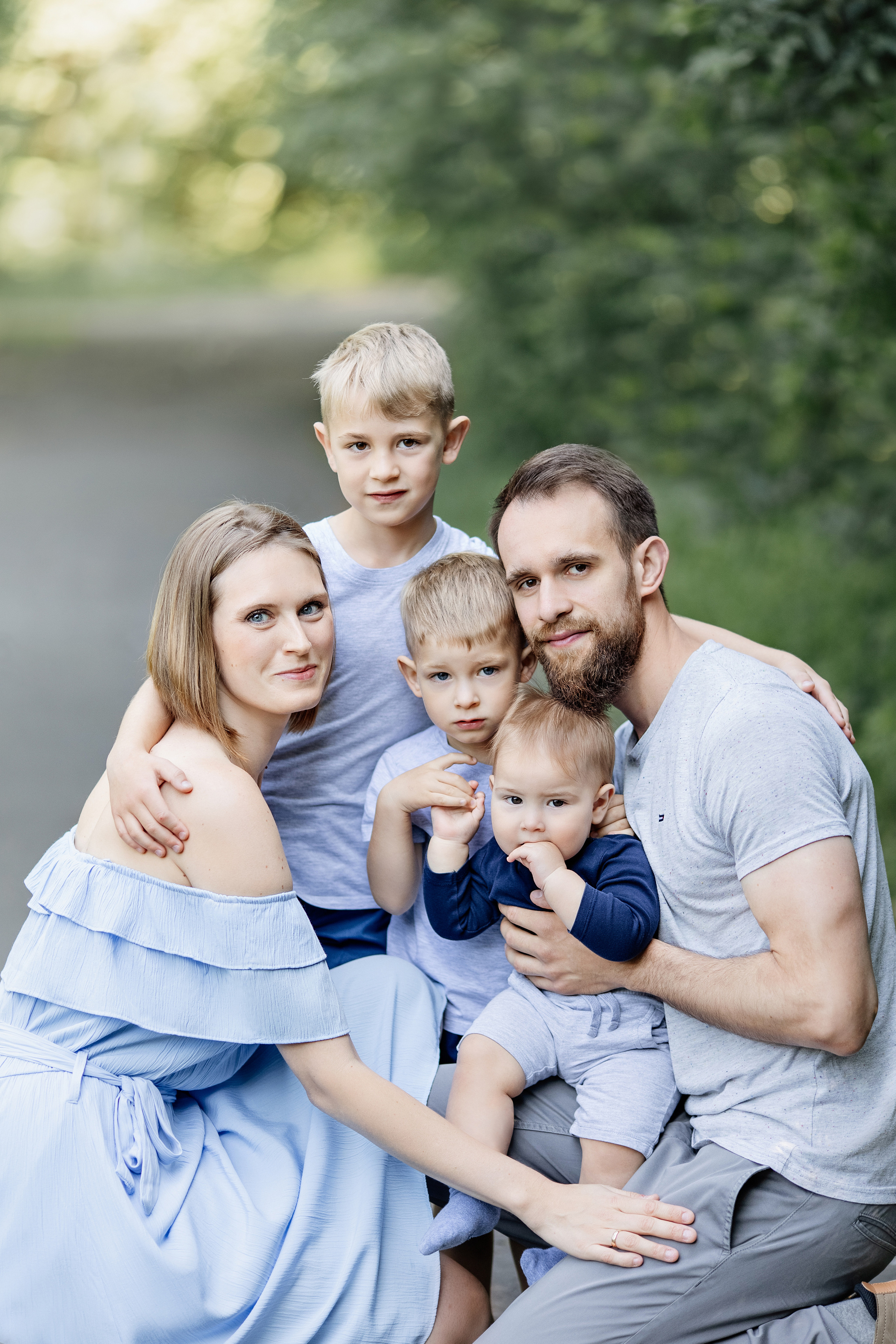 Familienfotoshooting in der Aggerbogen. Elena Osadcij Photography Lohmar NRW