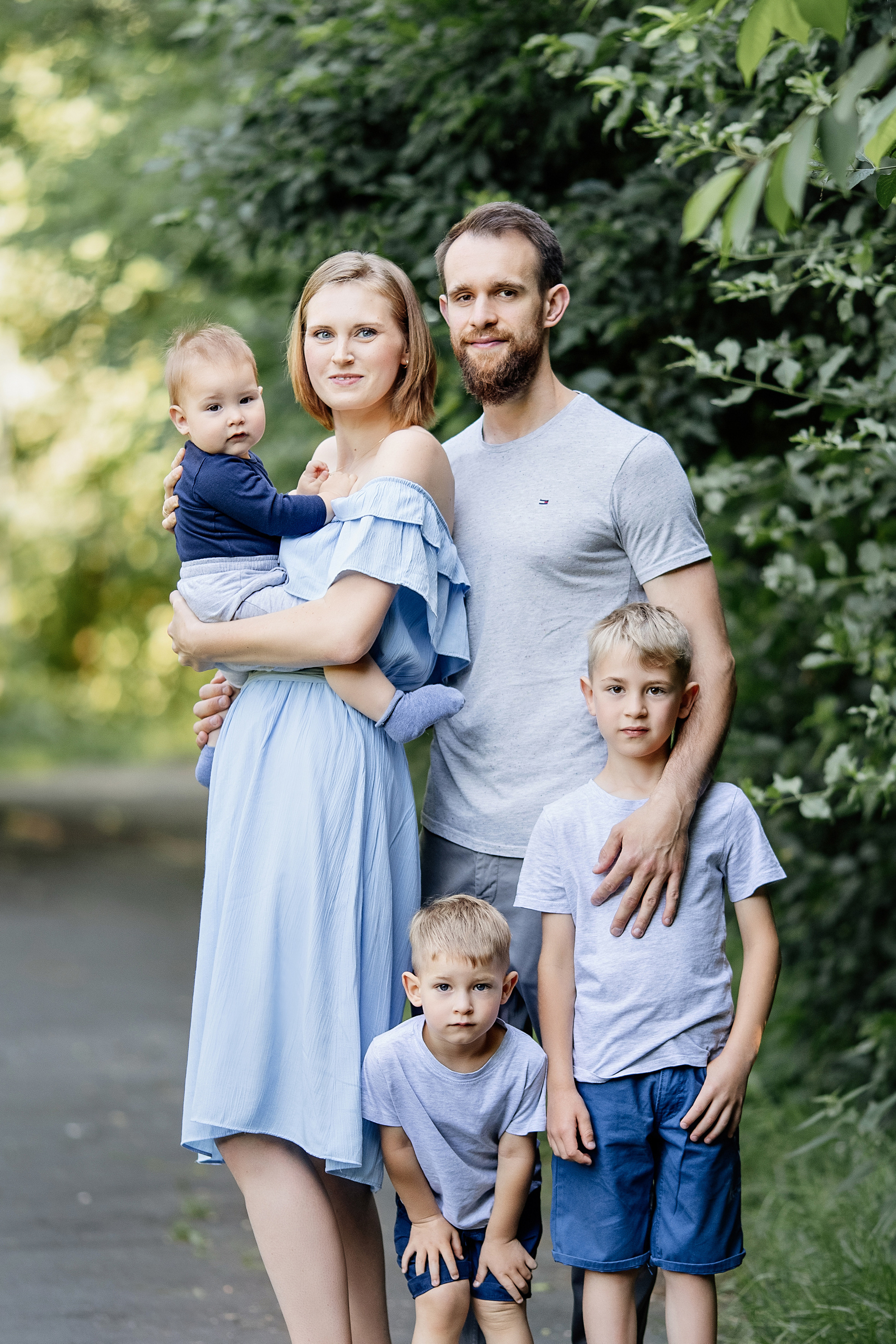 Familienfotoshooting in der Aggerbogen. Elena Osadcij Photography Lohmar NRW