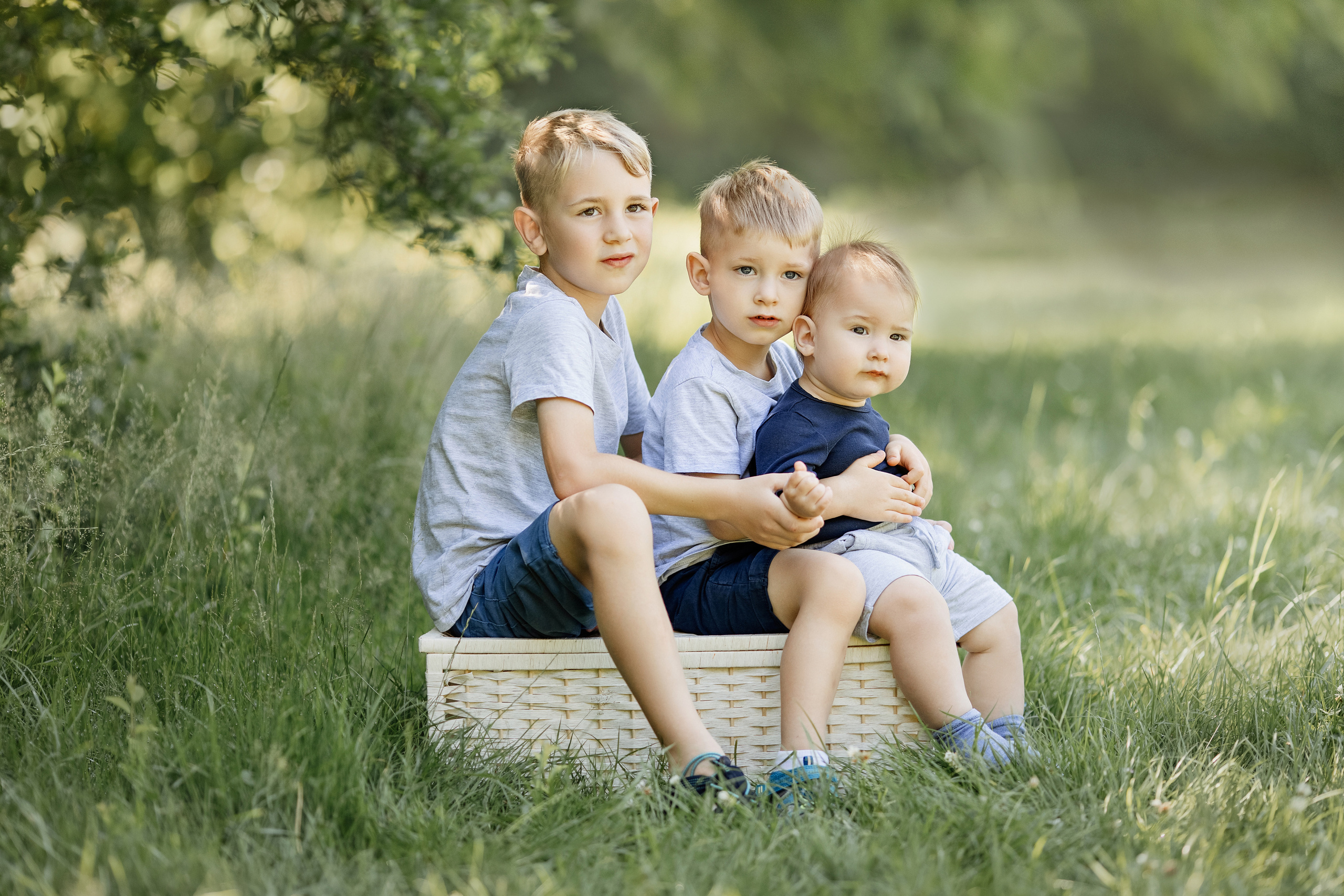 Familienfotoshooting in der Aggerbogen. Elena Osadcij Photography Lohmar NRW