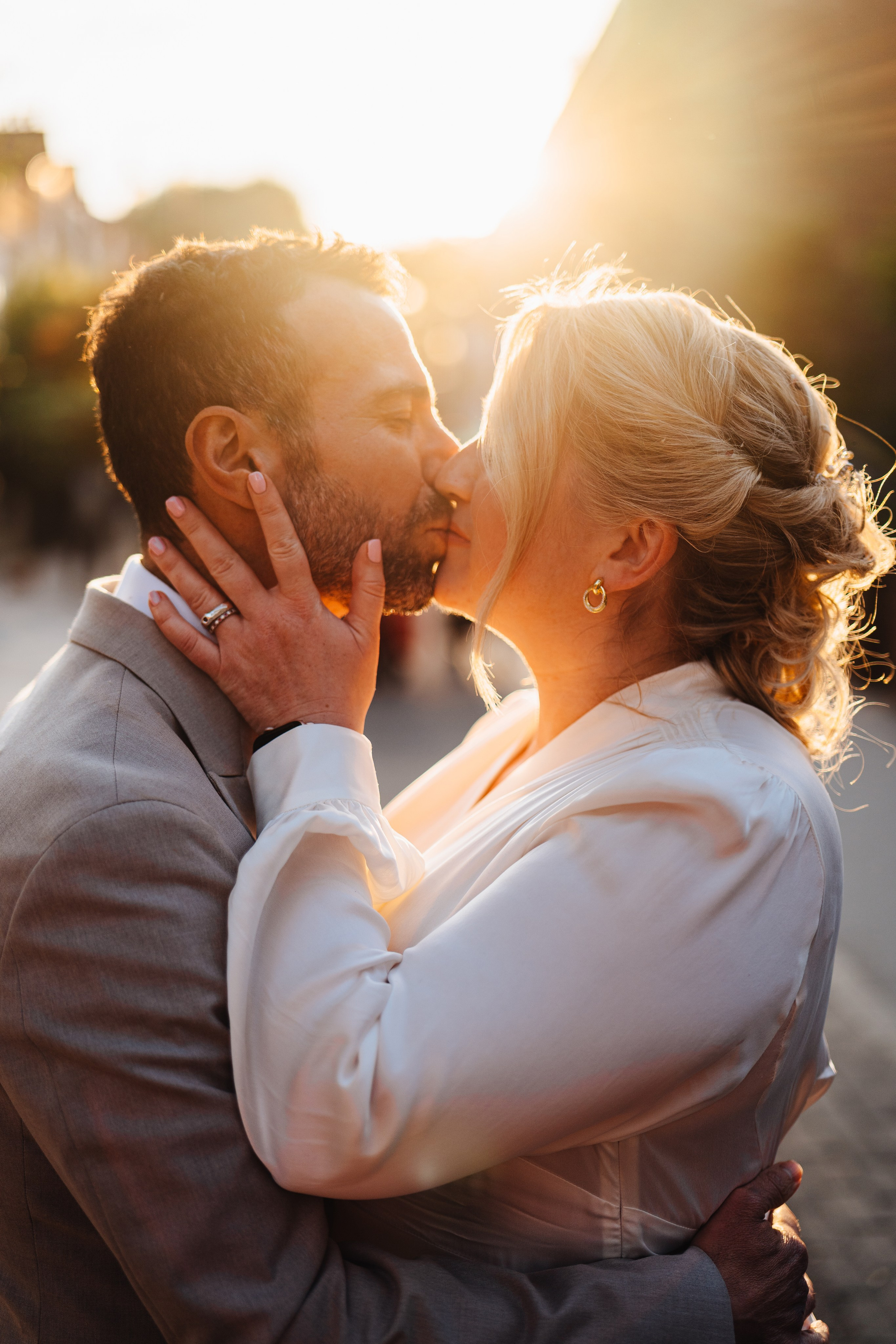 Irene and Juan. Wedding and family photographer in London