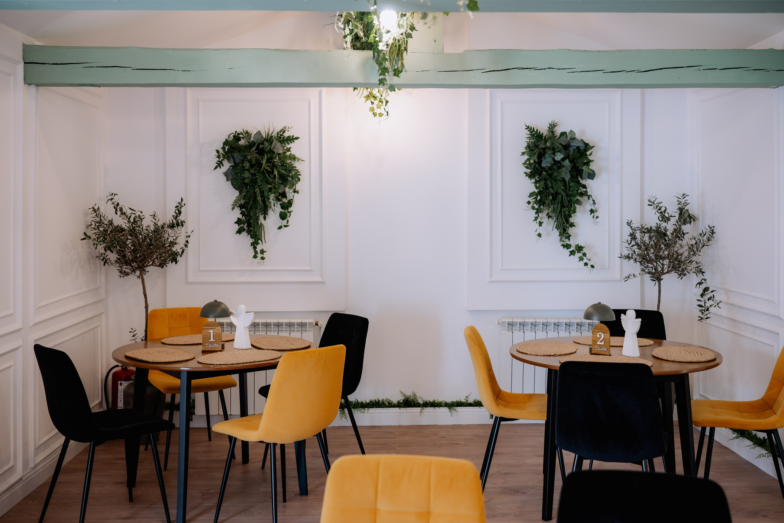 Chalette Gourmet. Proud Vision Weddings | Wedding Photography & Film — Servicii profesionale Foto Video Nunta Iasi