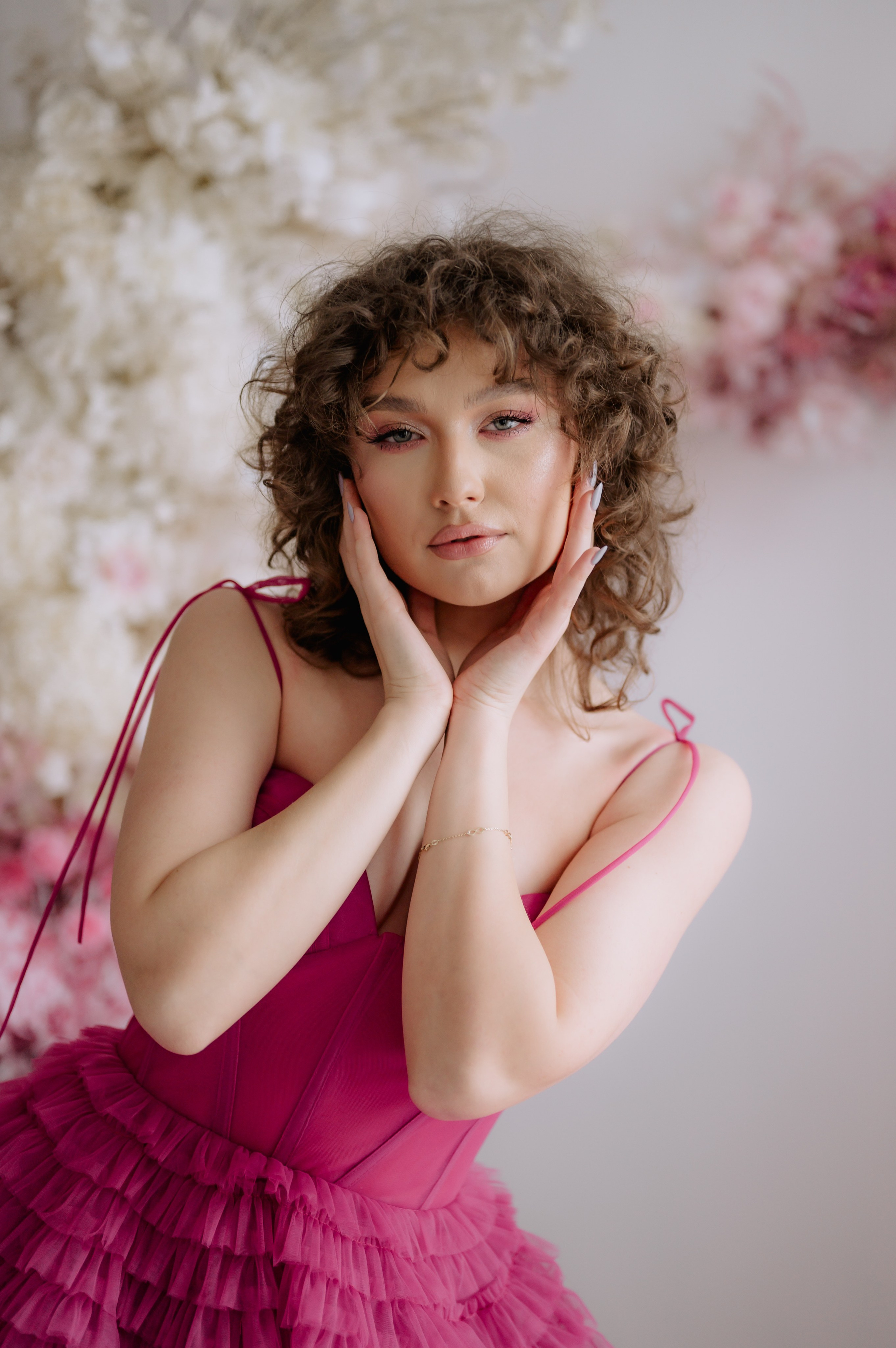 Fotografii in studio. Proud Vision Weddings | Wedding Photography & Film — Servicii profesionale Foto Video Nunta Iasi