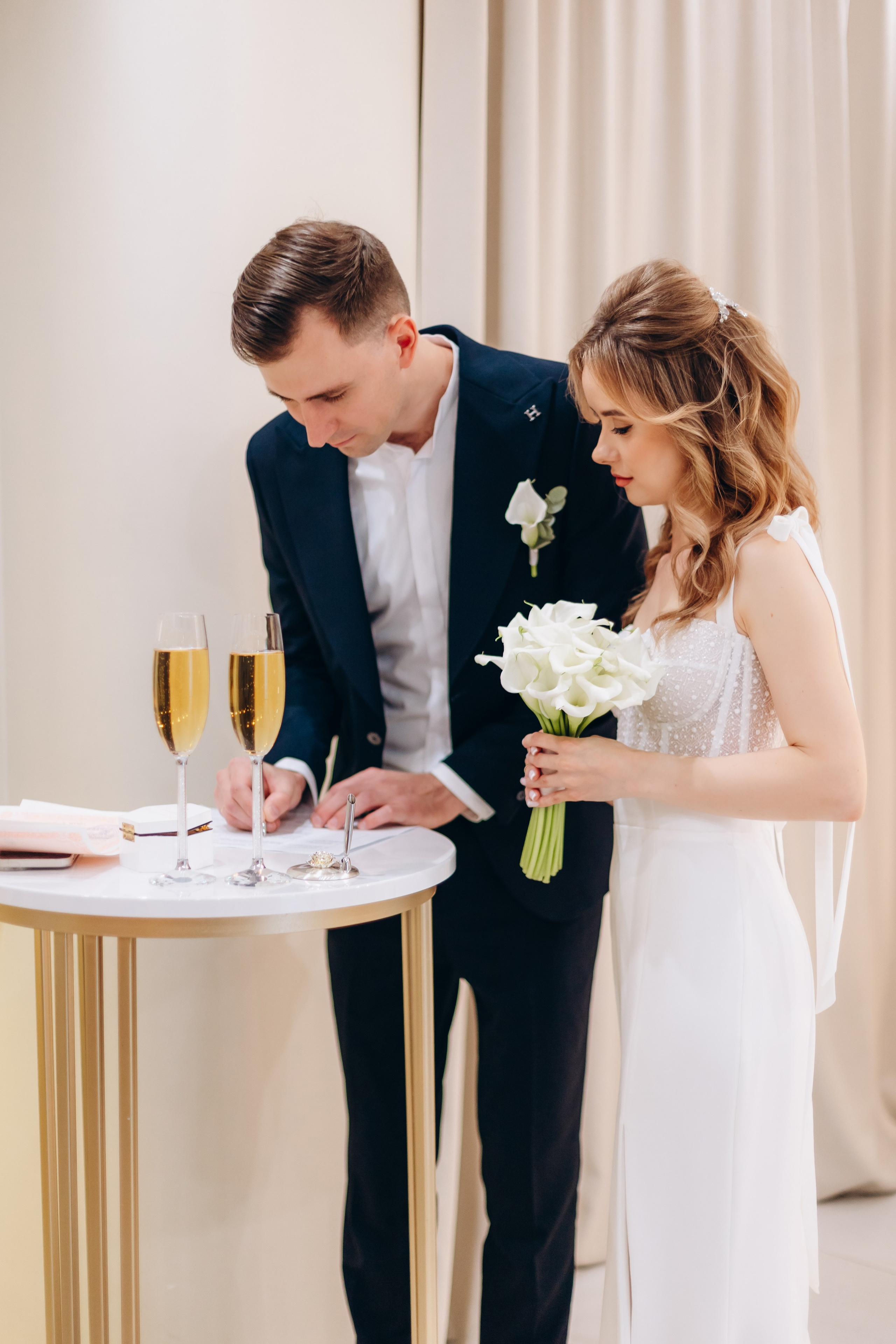 Anastasia & Alex. Wedding and Family Photograph