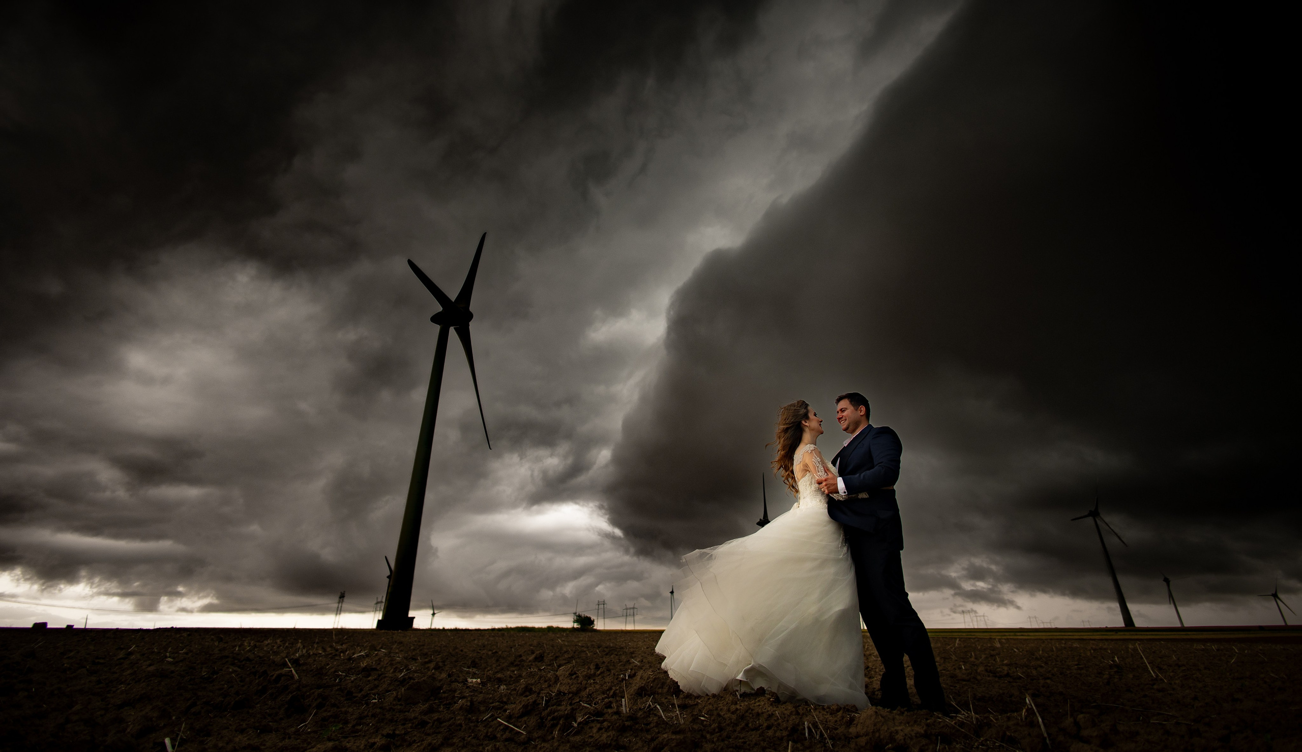 Fotografii de la sedinte foto Trash the Dress. Codux — Fotograf Tulcea | Fotograf Evenimente