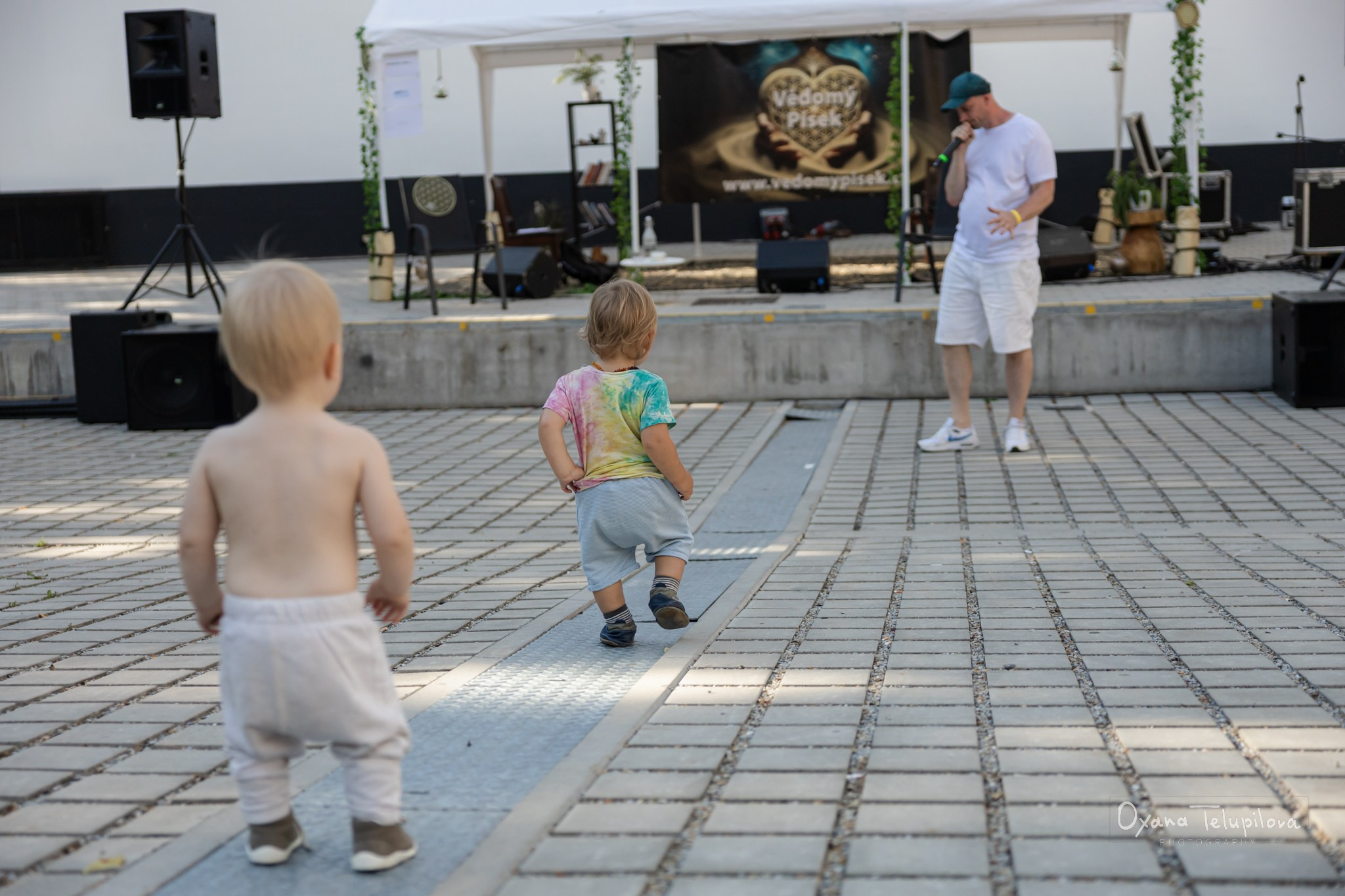 Festival Vedomý Písek. Lifestyle a rodinná fotografka v Pisku Oxana Telupilova