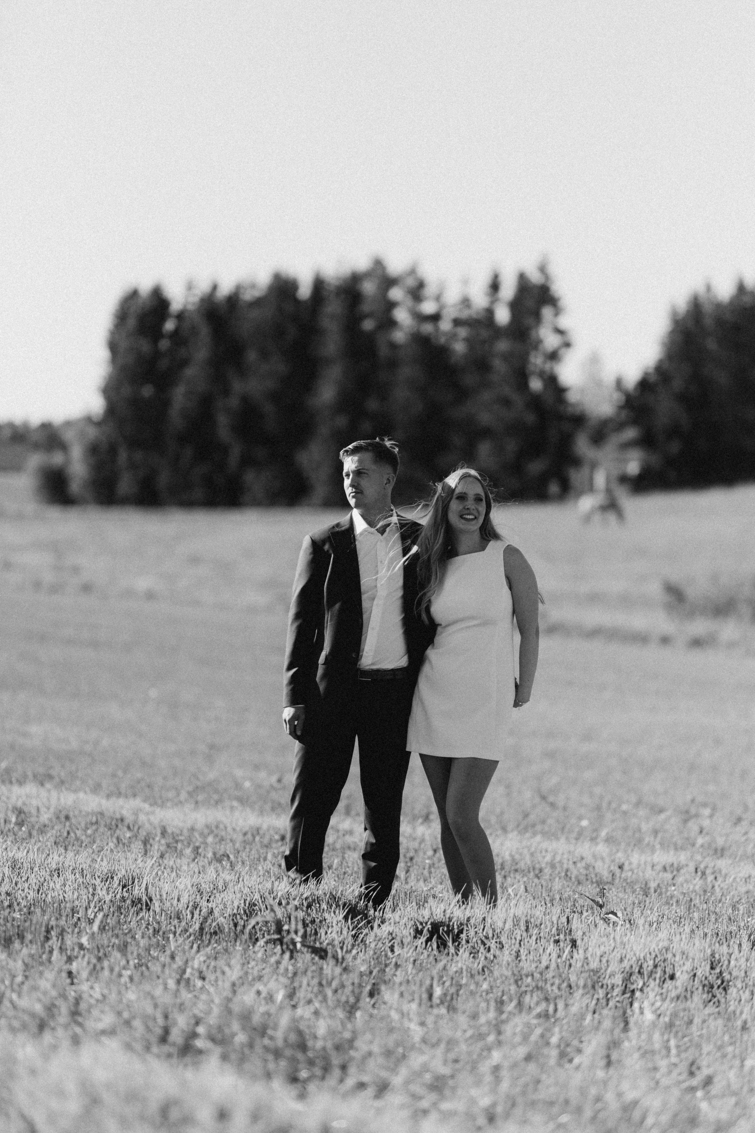 Wedding photo session in Pornainen. Wedding and portrait photographer in Helsinki Vickan O