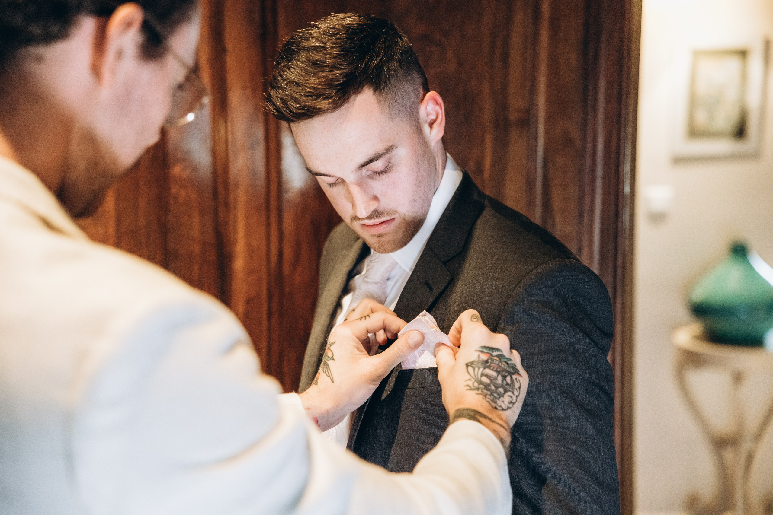 Chloé & Tom. Eugenie Smirnova — wedding, corporate and lifestyle photographer in Toulouse and Southwest France