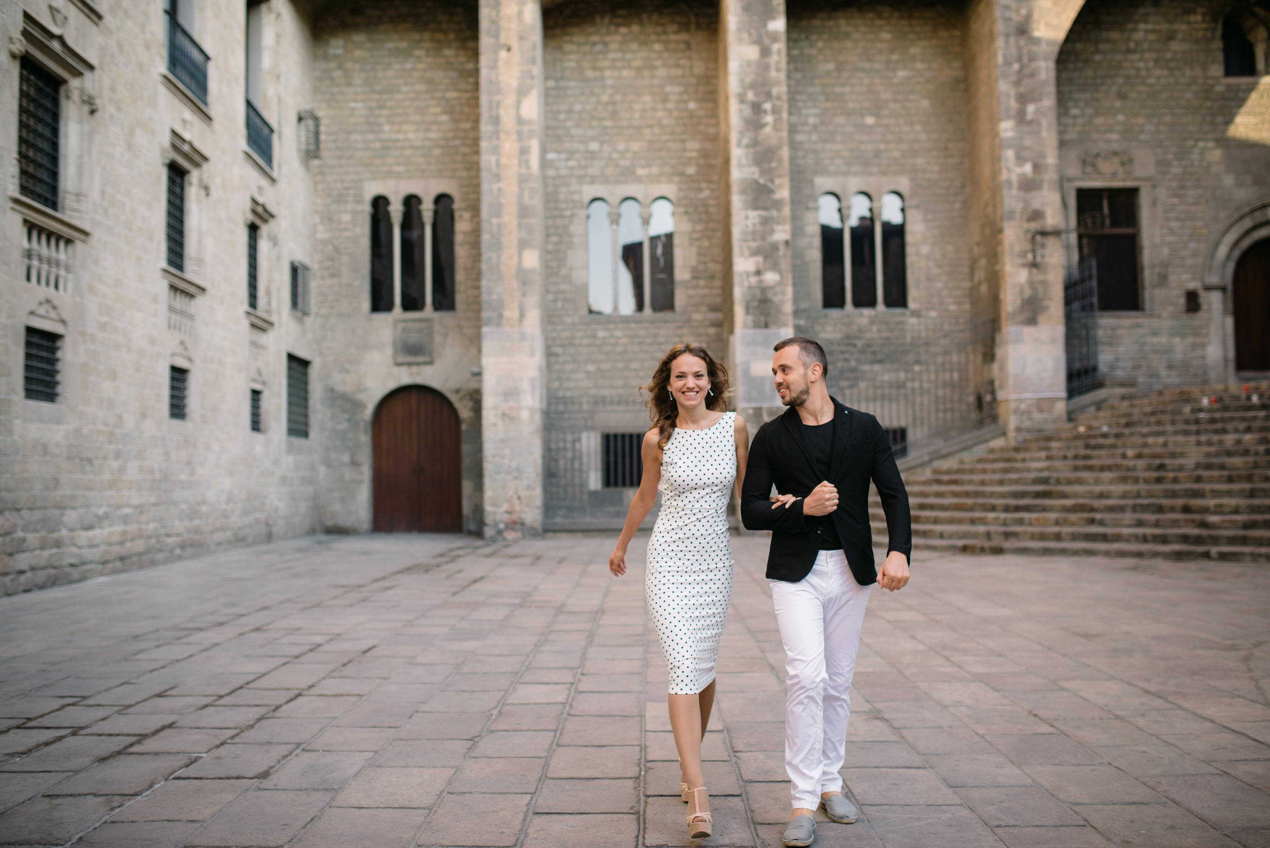 Nadia&Leo sesión fotográfica en Barcelona. Fotógrafo profesional Bilbao