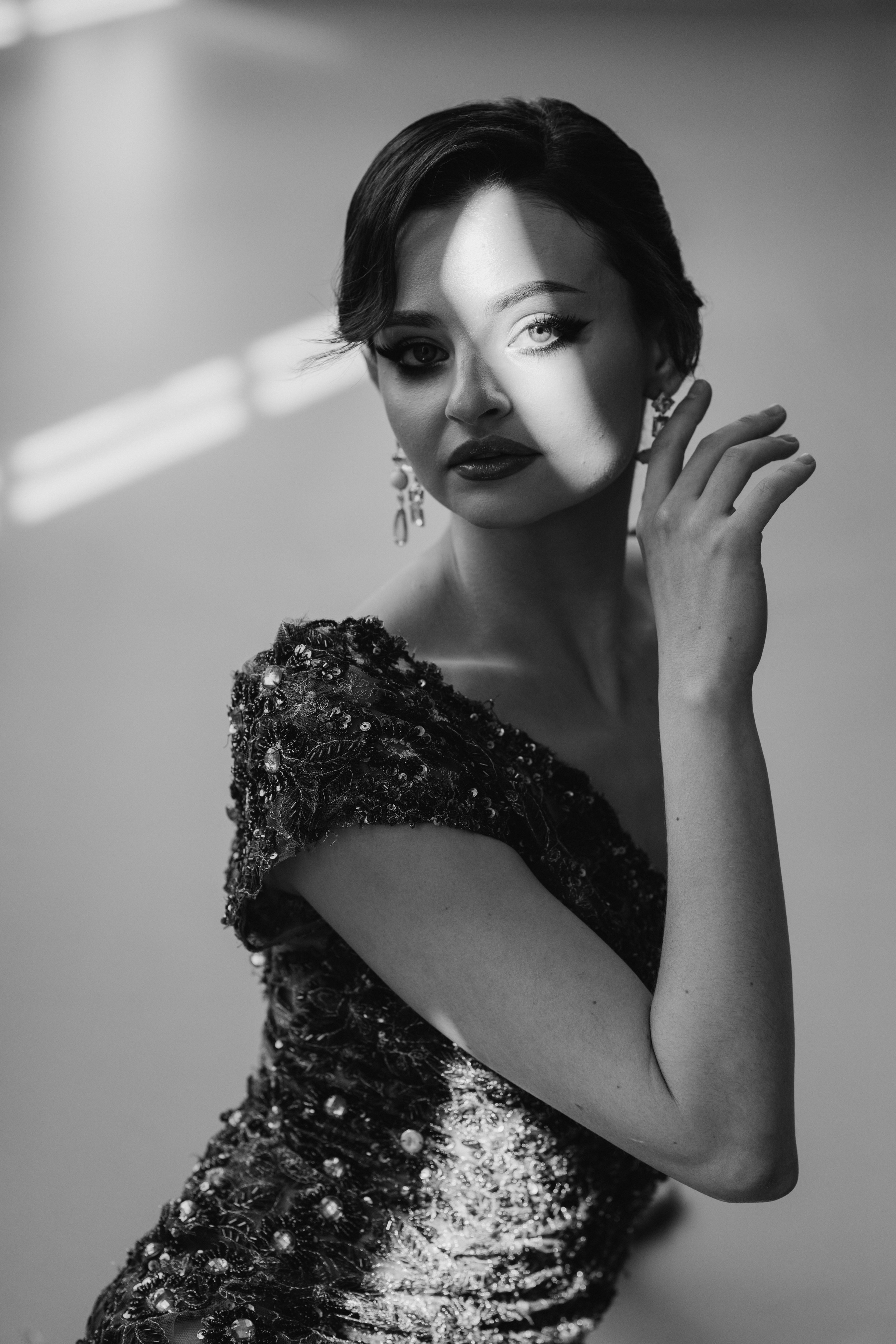 Riikka Couture, Riikka Ikäheimo, Violetta Keller, Portrait, Dancer. Wedding and portrait photographer in Helsinki Vickan O