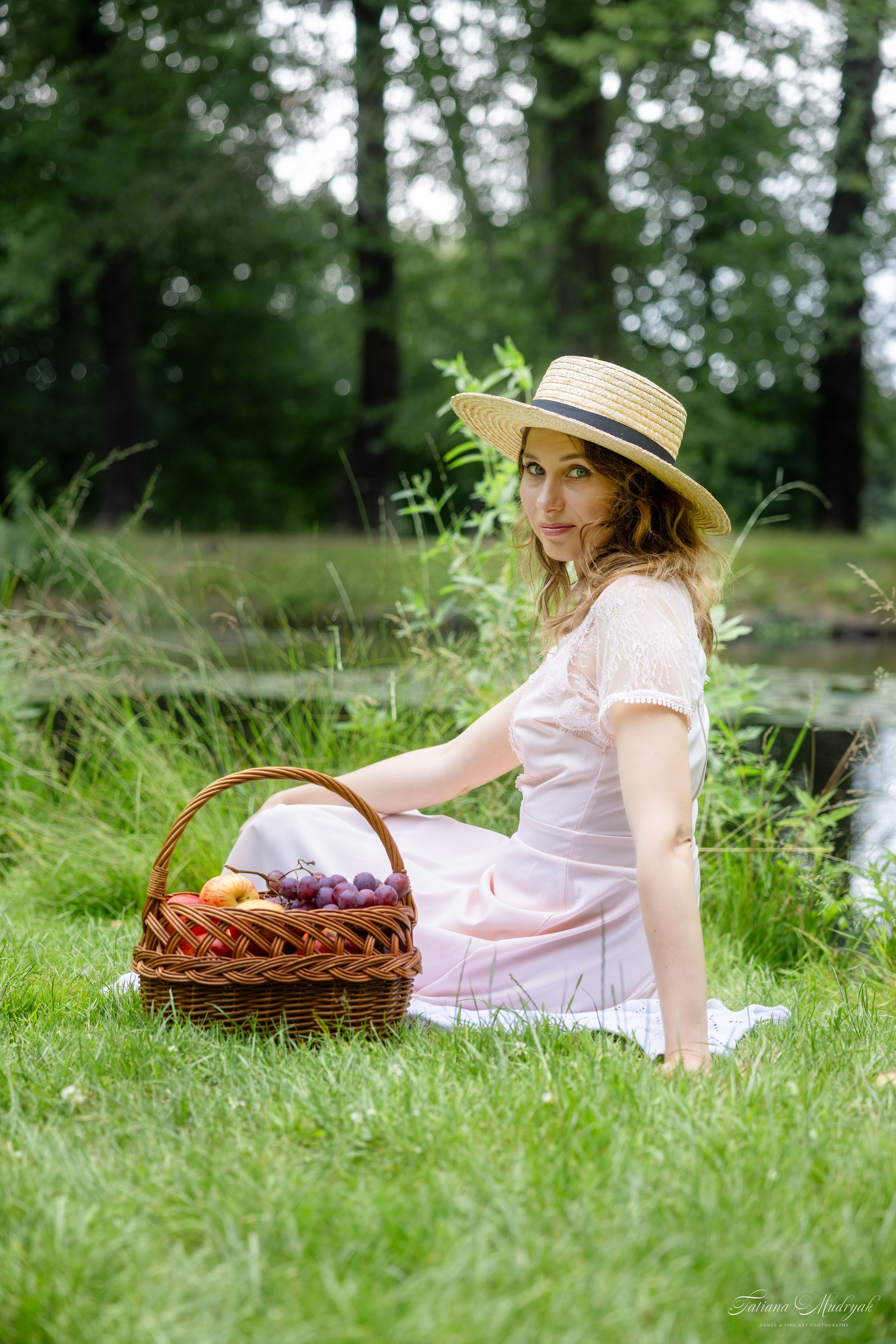 Fairy Tale for Viktoria. Family & Maternity Photographer in Dresden Tatiana Mudryak