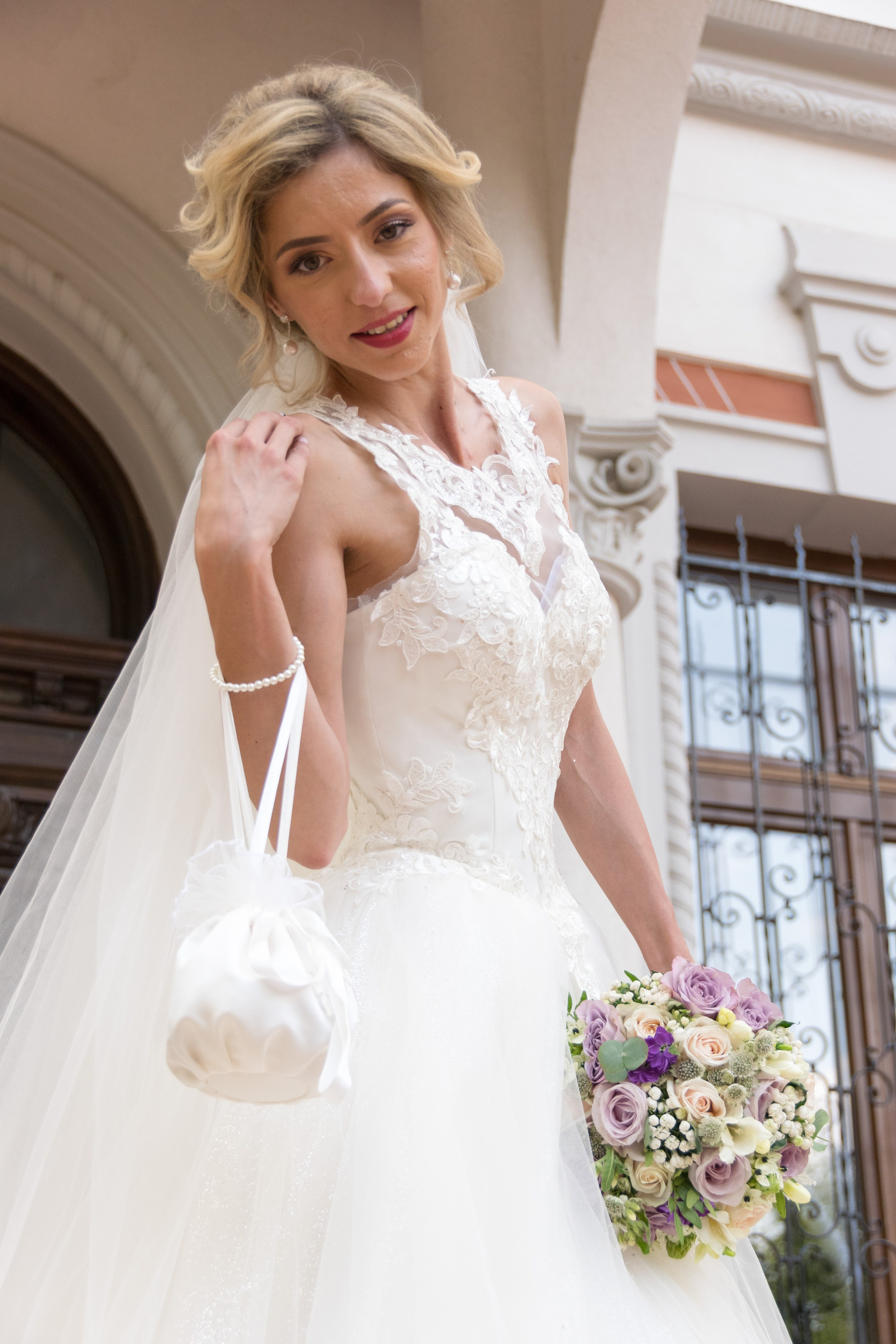 Wedding photographer, Bucharest wedding photographer, photo offer 2024, wedding photo offer, special wedding photographer, wedding photo services, wedding photo-video, Wedding Photo & Video Team - Videographer Bucharest, Team: wedding photographer & videographer, wedding photographer offer , free dates, portrait photographer, bride, wedding dress, jewelry photographer