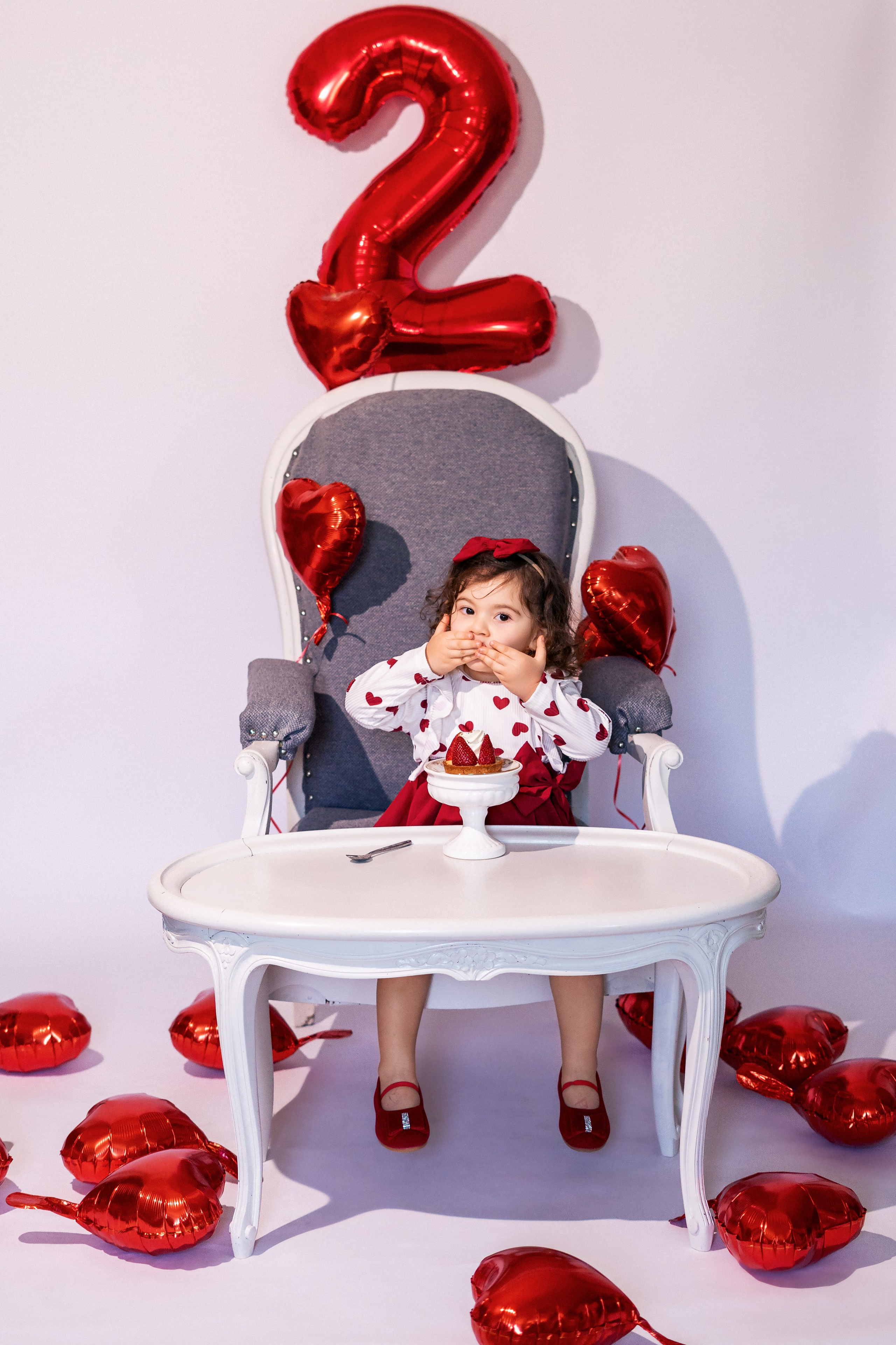 Ruzana 2 ans. Petit trésor photos de famille, grossesse et nouveau-né à Roanne