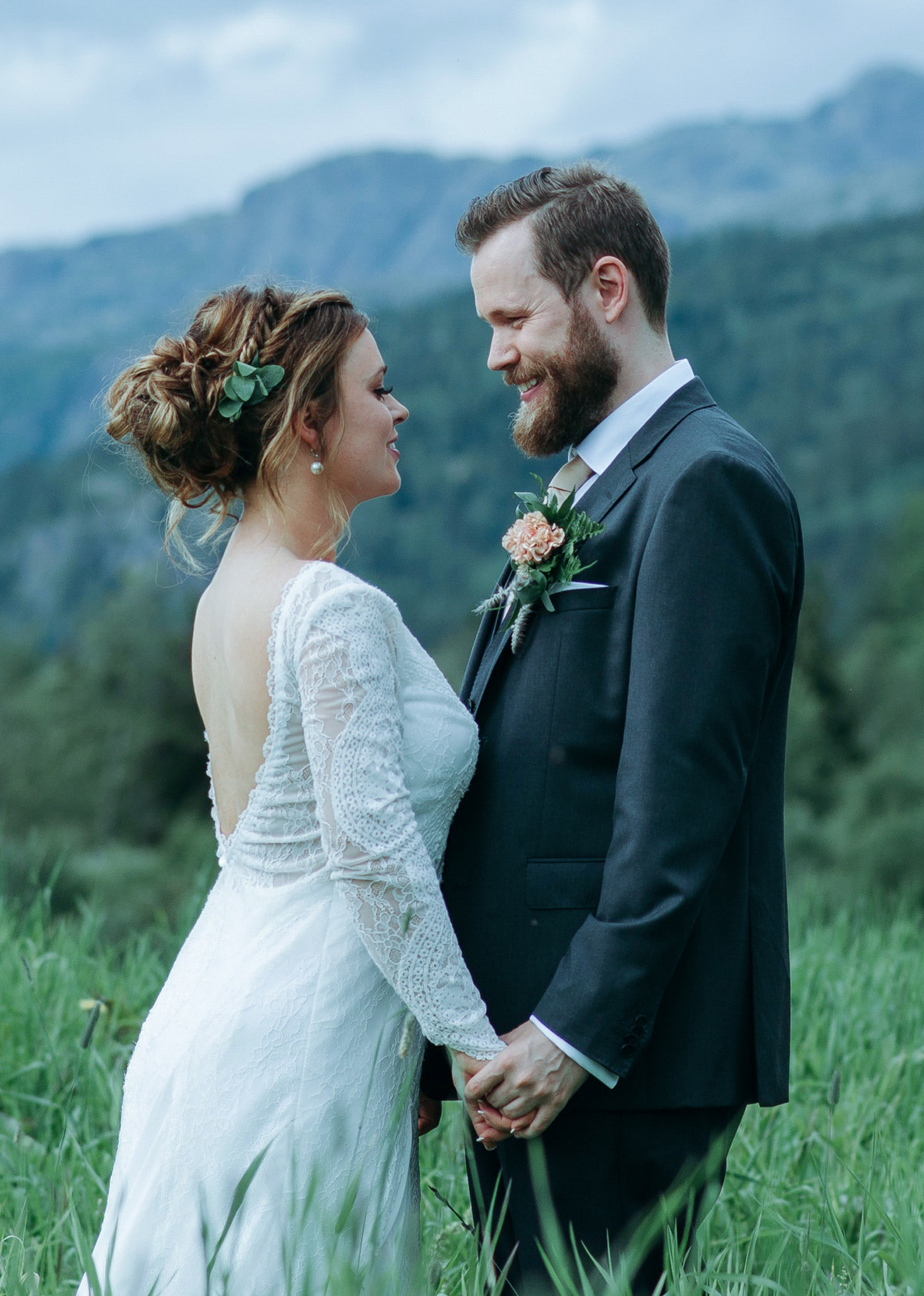 WEDDING PRESETS. Pixelkub Graphic Designer & 3D Modeler