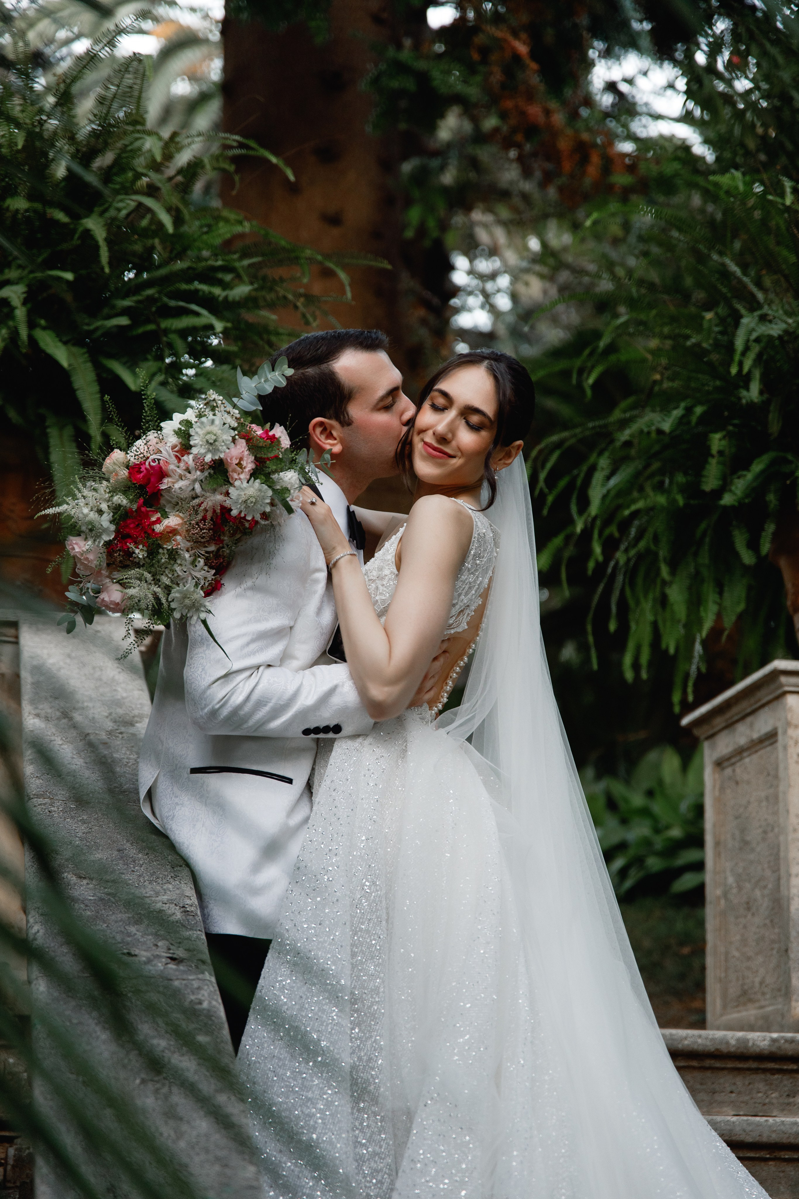 Wedding photographer Italy Rome, Tuscany, Lake Como, Sicily, Puglia. Wedding Photographer Rome Tuscany Como Sicily Puglia Amalfy Italy- Oksana Savenchuk