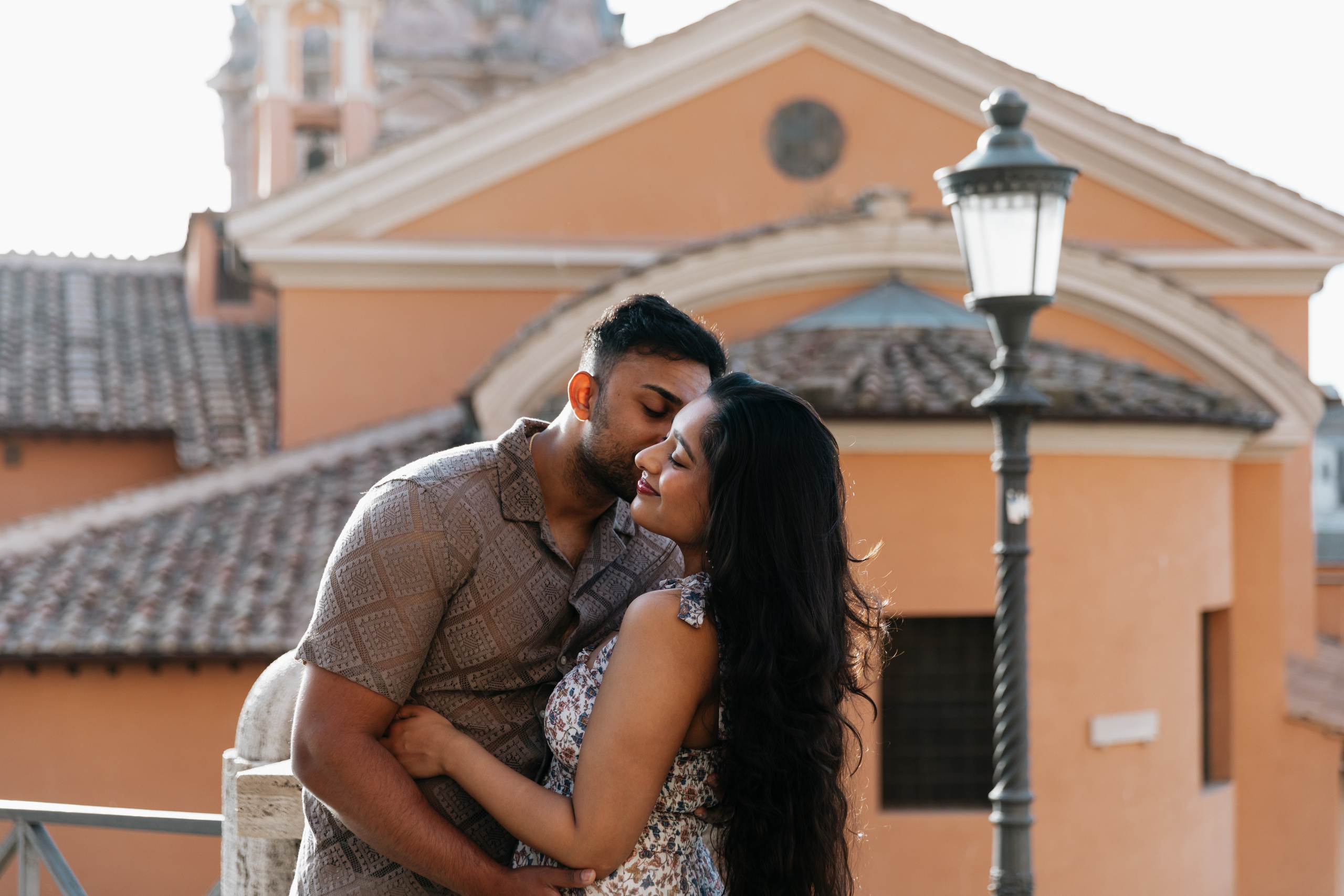 Couple photoshoot in Rome. Photographer in Rome