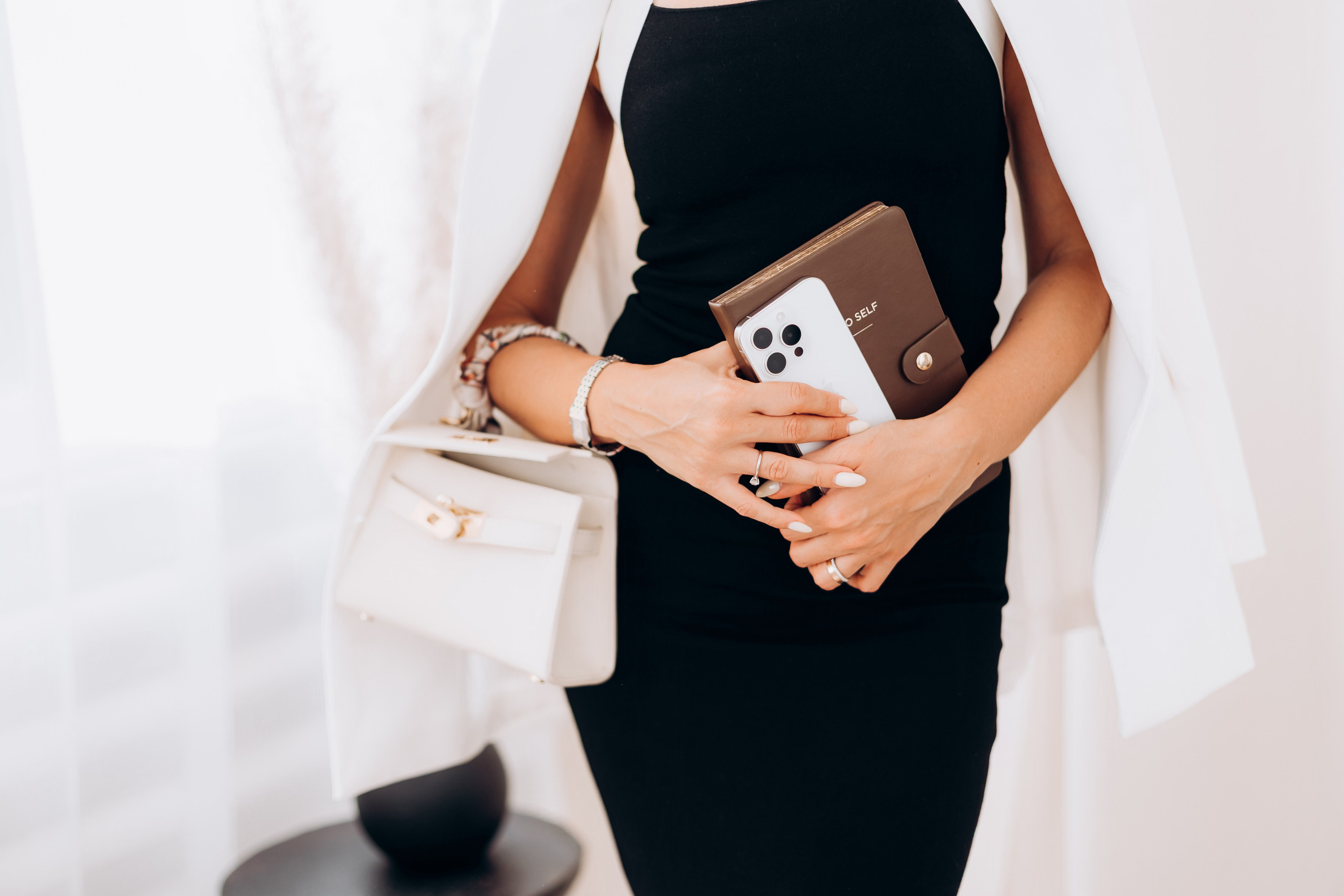 Anastasia (business portrait). Wedding and Family Photograph