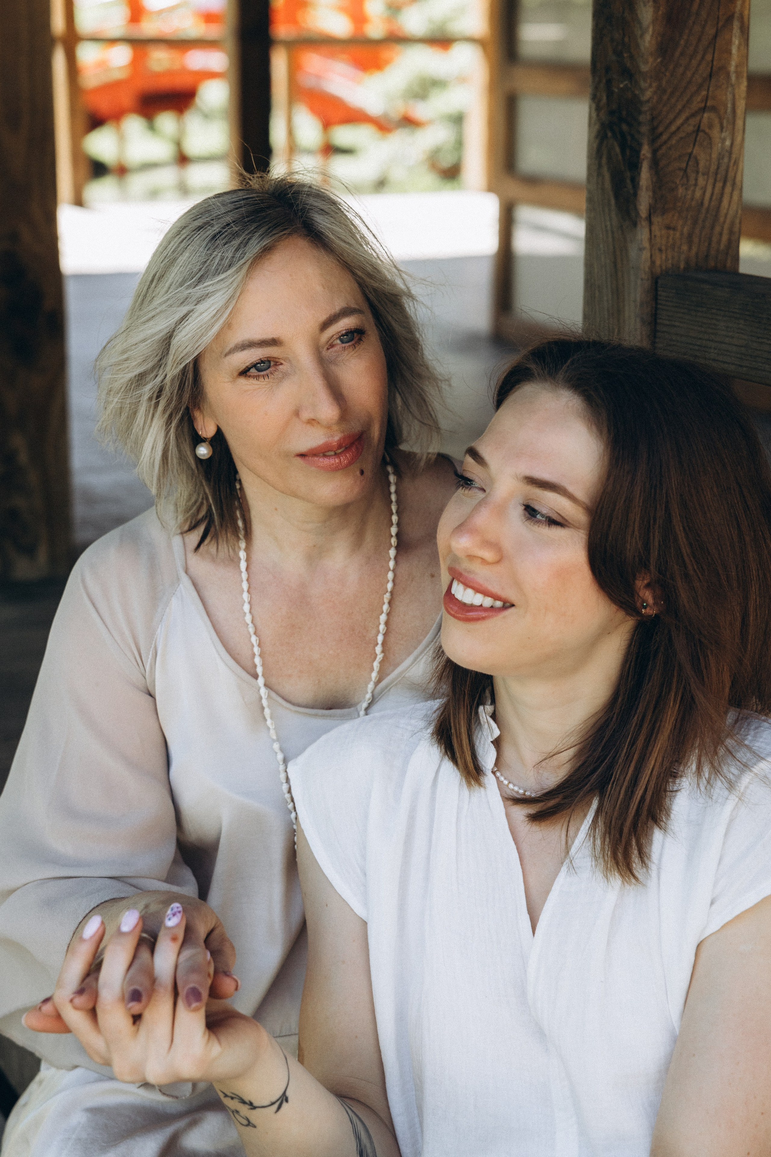 Mother-daughter photoshoot at Jardin Japonais de Toulouse. Eugénie Smirnova — Photographe à Toulouse et dans le Sud-Ouest