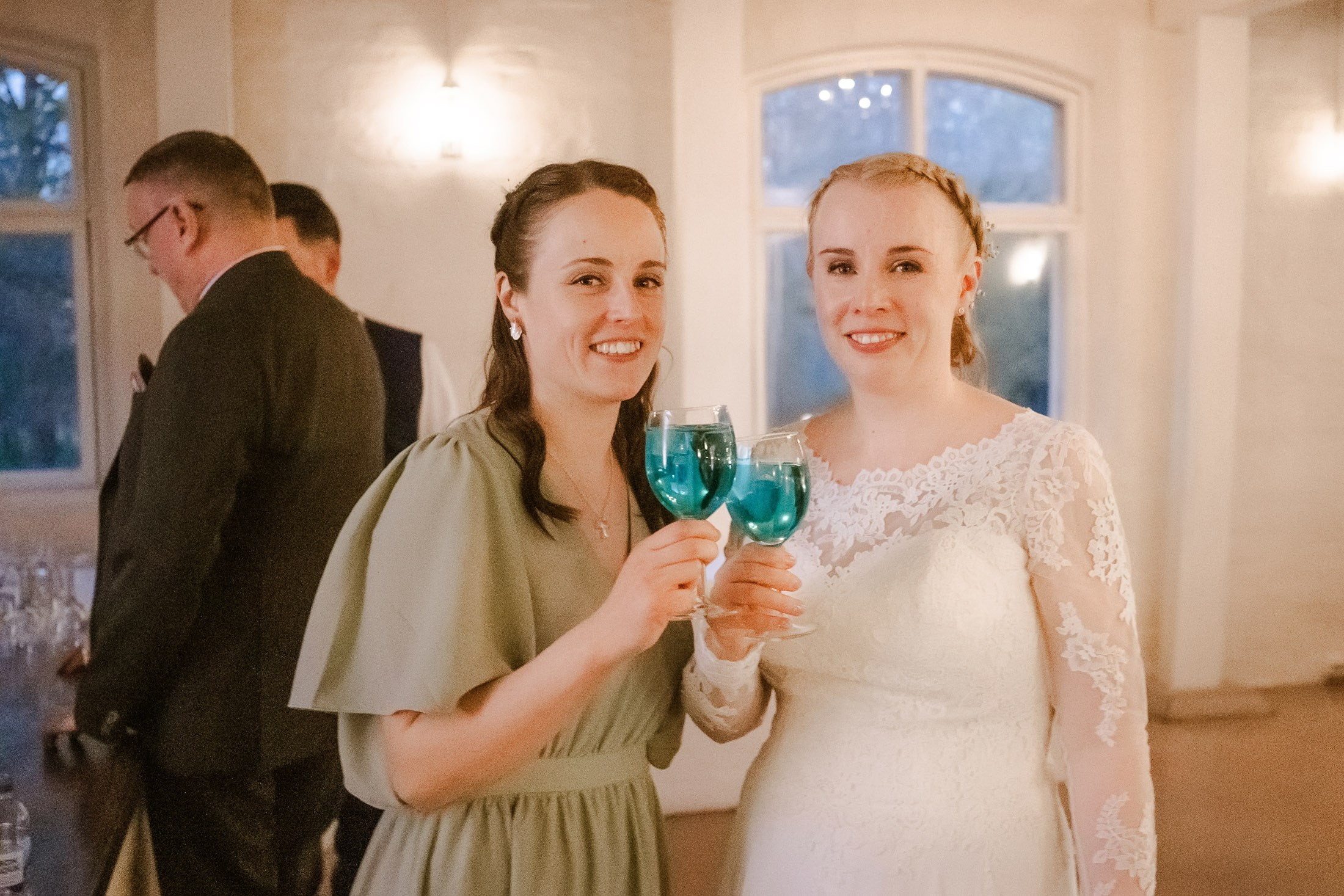 L&J, Pyhän Laurin kirkko/wanha Bäckby