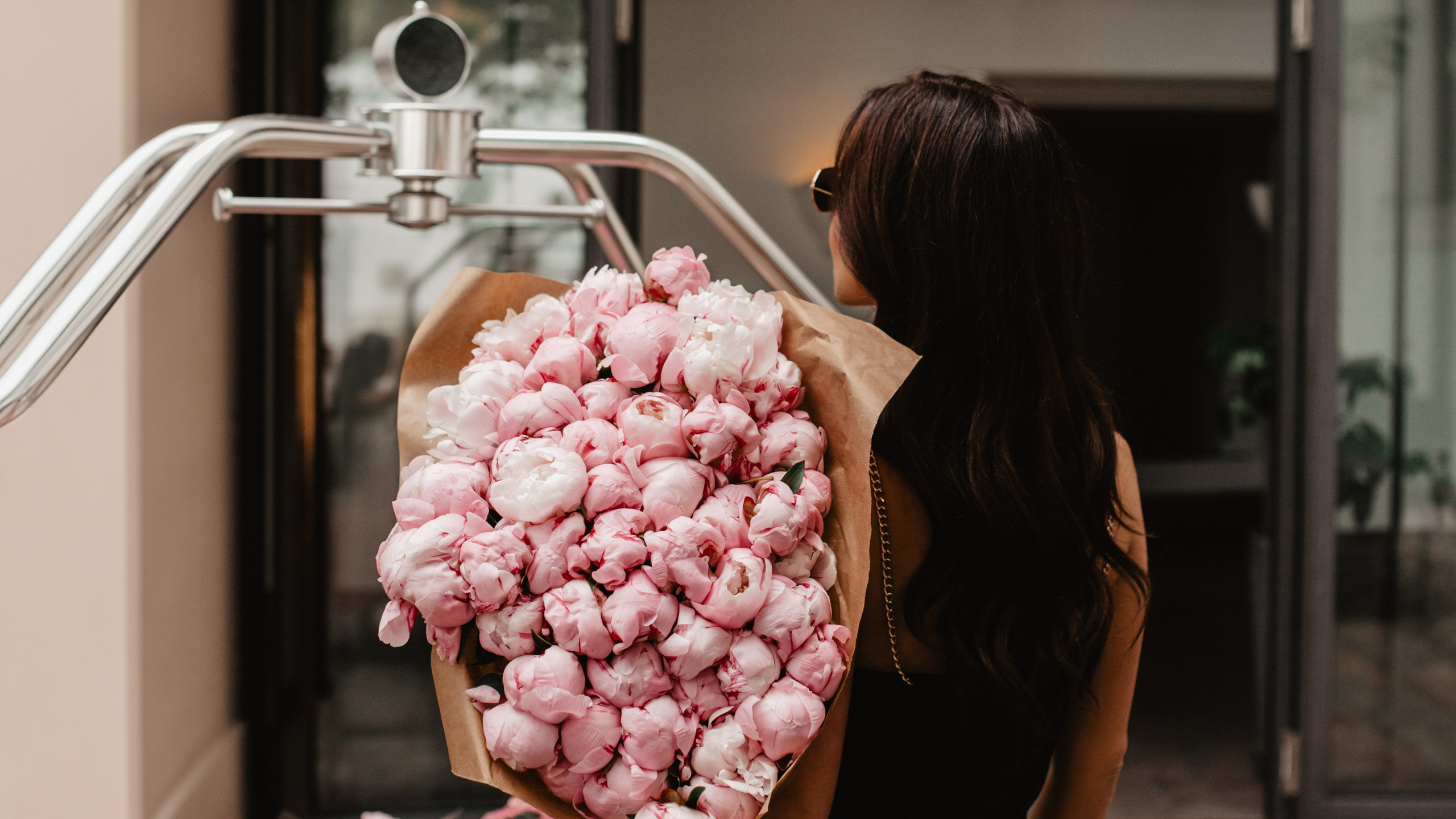 Nairi&ari. ANNA-MARIA PHOTO CONTENT CREATOR — fotograf, estét, umělec a vizuální expert na Instagram v Praze