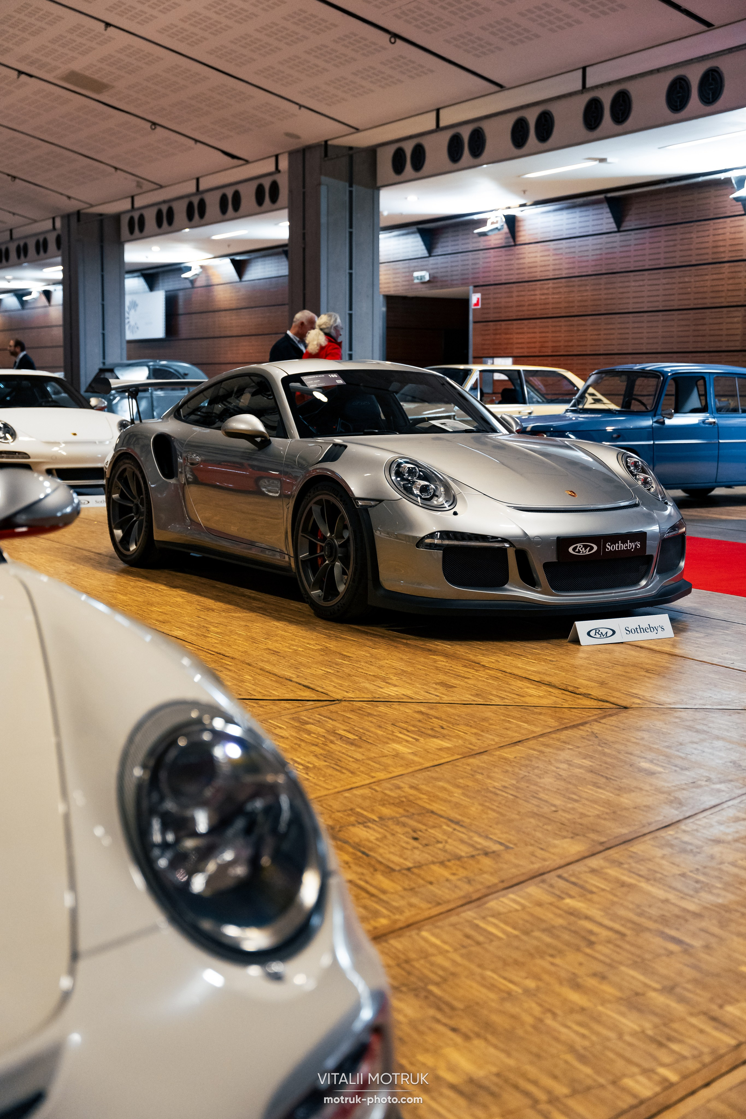 RM Sothebys 2025. Photographe de voitures à Paris — Vitalii Motruk