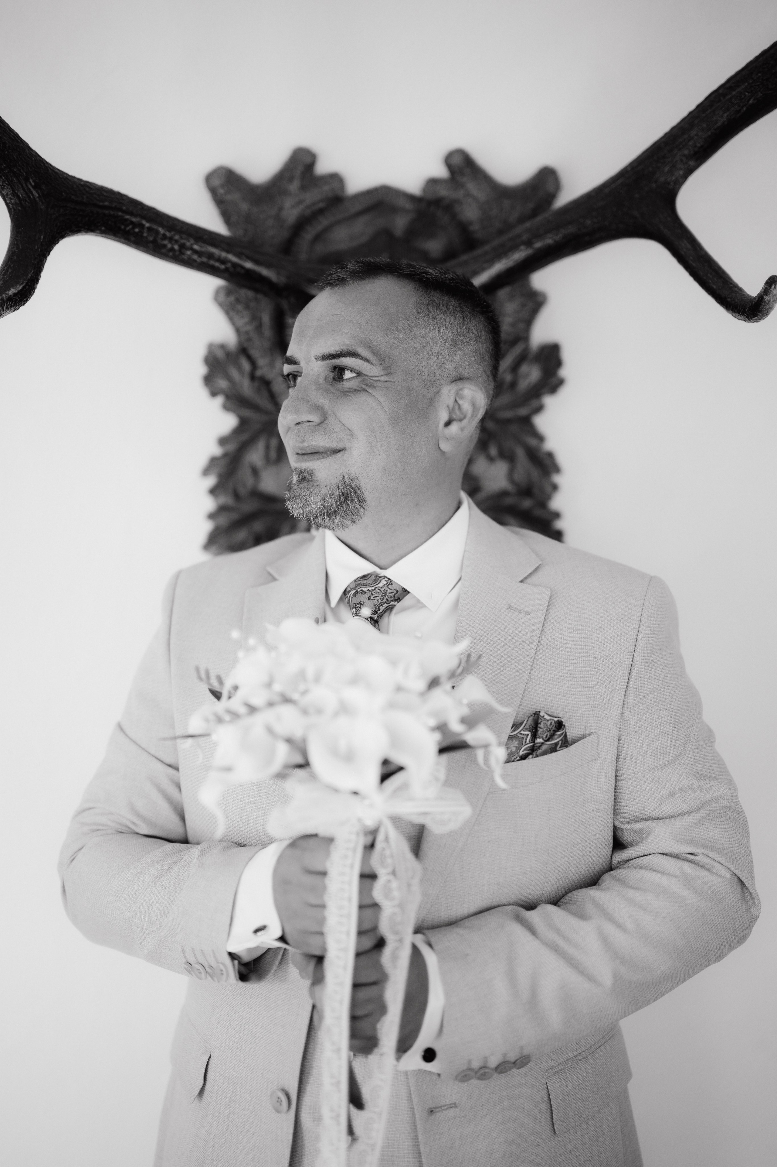 Documentary Weddings. Adrian Aioanei — Fotograf profesionist de nuntă în Iași, Suceava și București. Specializat în evenimente, portrete și fine art