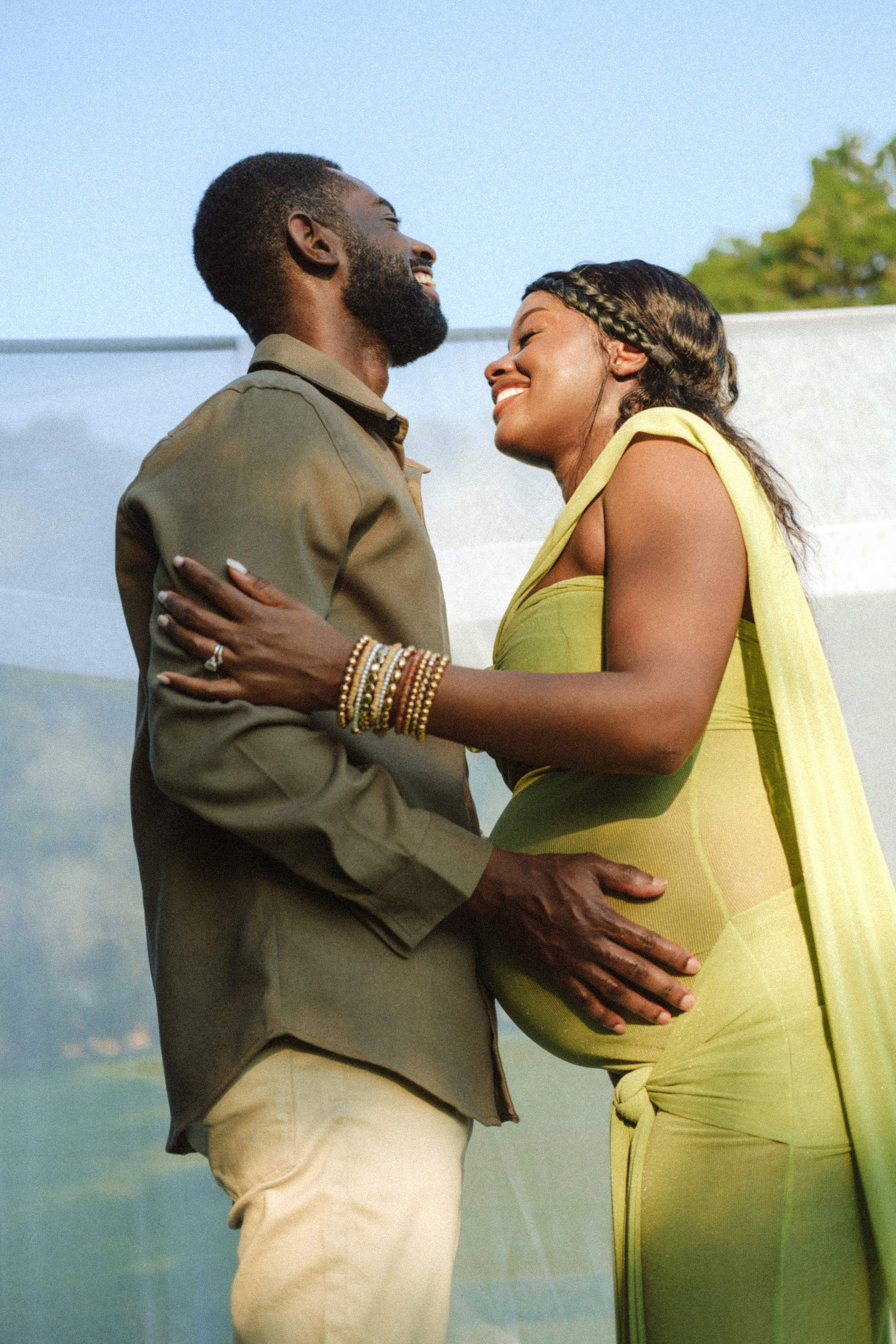 Maternity Photography Portfolio | Artistically capturing pregnancy in Richmond, VA. Family Photographer Anna Dobrovolskaia | Richmond, VA