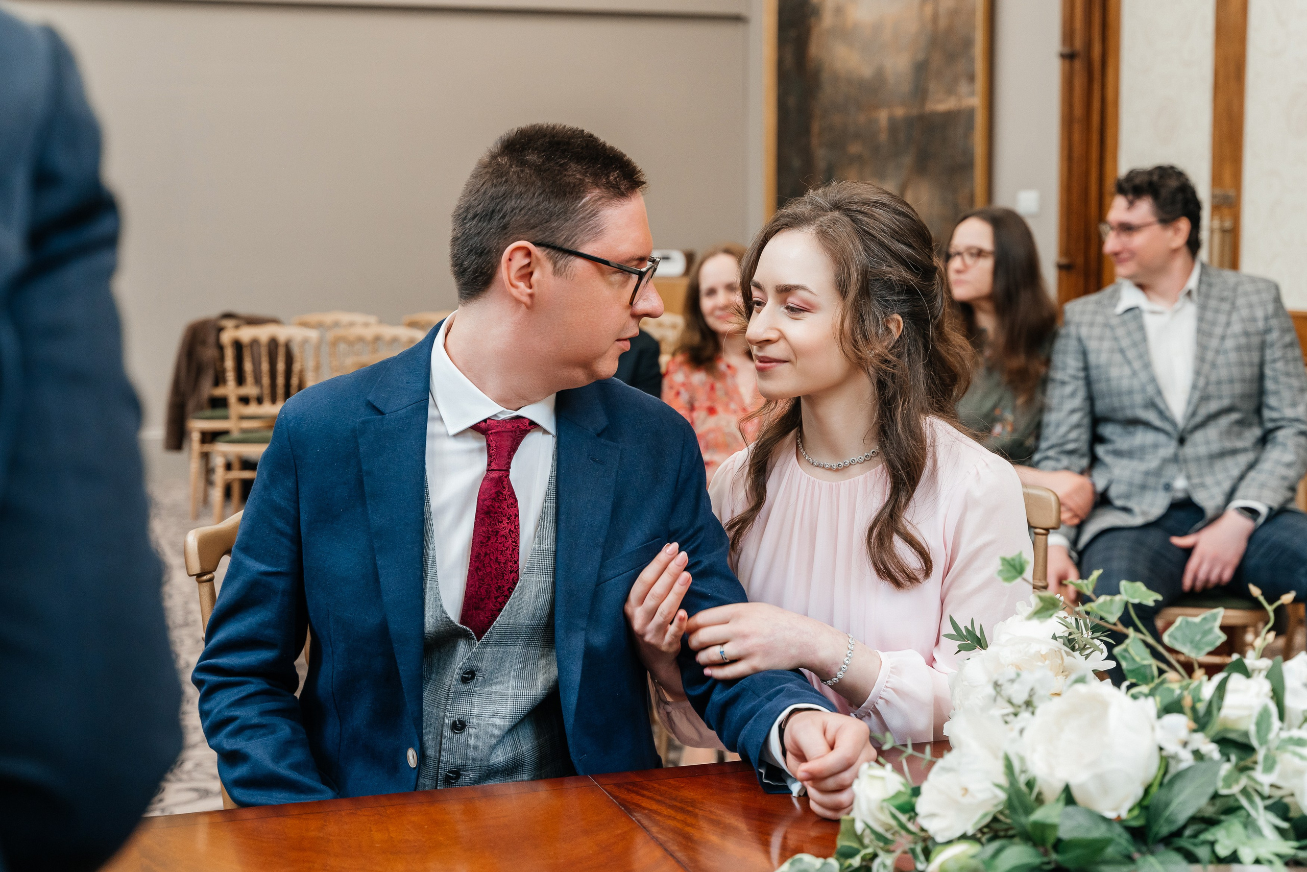 Reading Town Hall, Reading Town Hall civil ceremony, small wedding at Reading Town Hall, wedding at Reading, wedding at Reading, civil ceremony at Reading, small civil ceremony Reading Town Hall