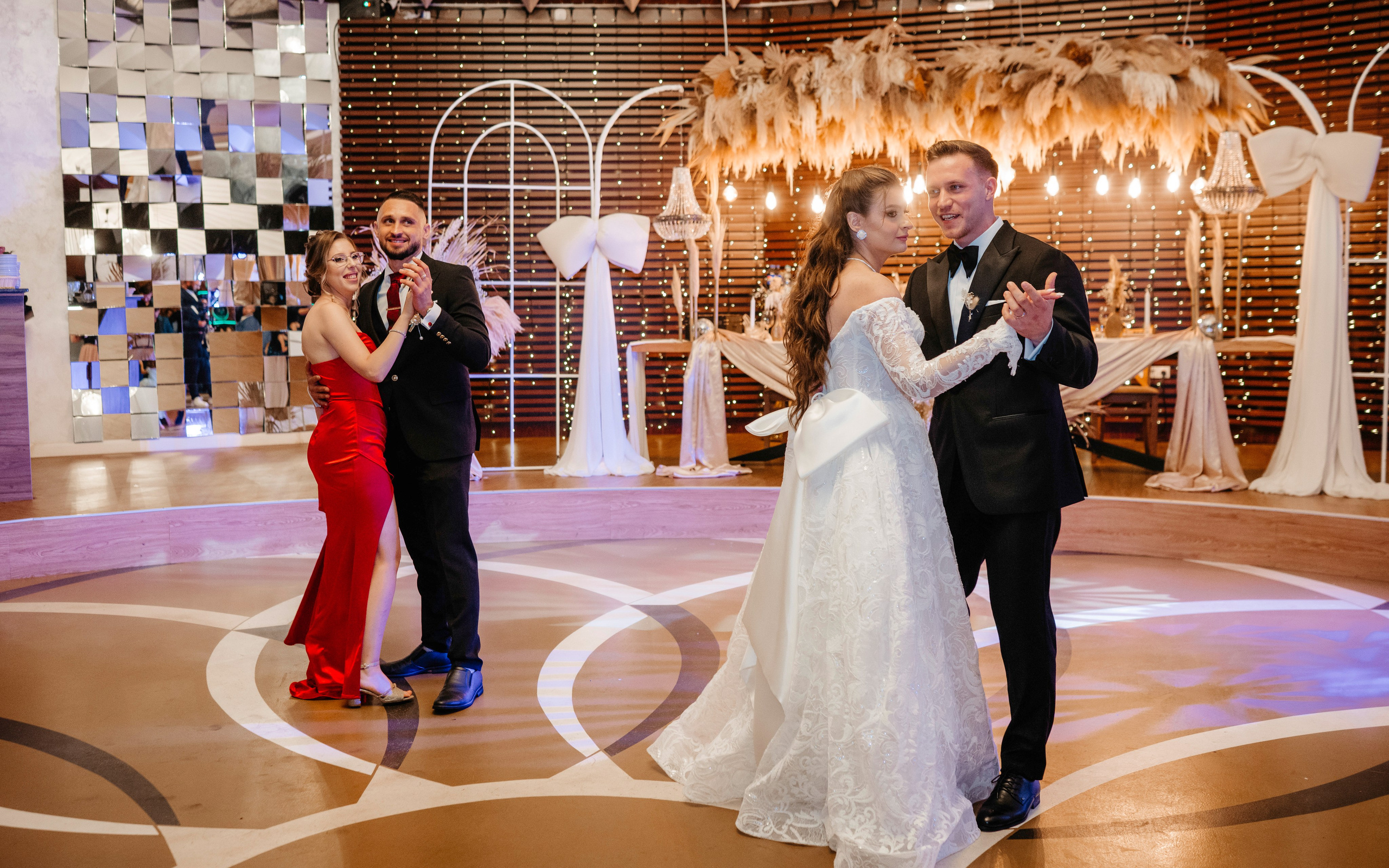 🤎 E l i s a & O v i d i u — Wedding Day Preview. Wedding & Family Photographer