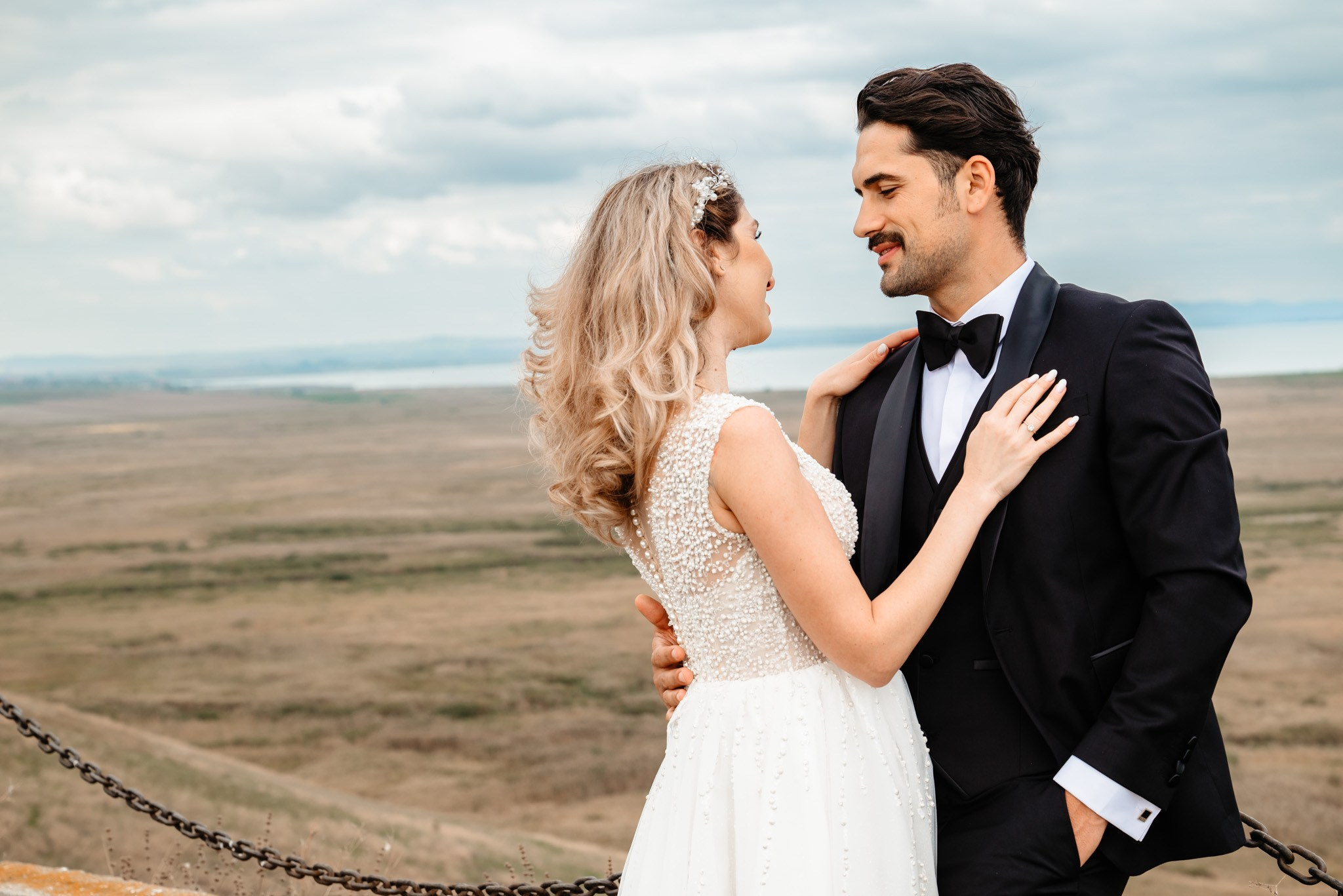 Alexandra & Robert. Www.besttalesstudio.com