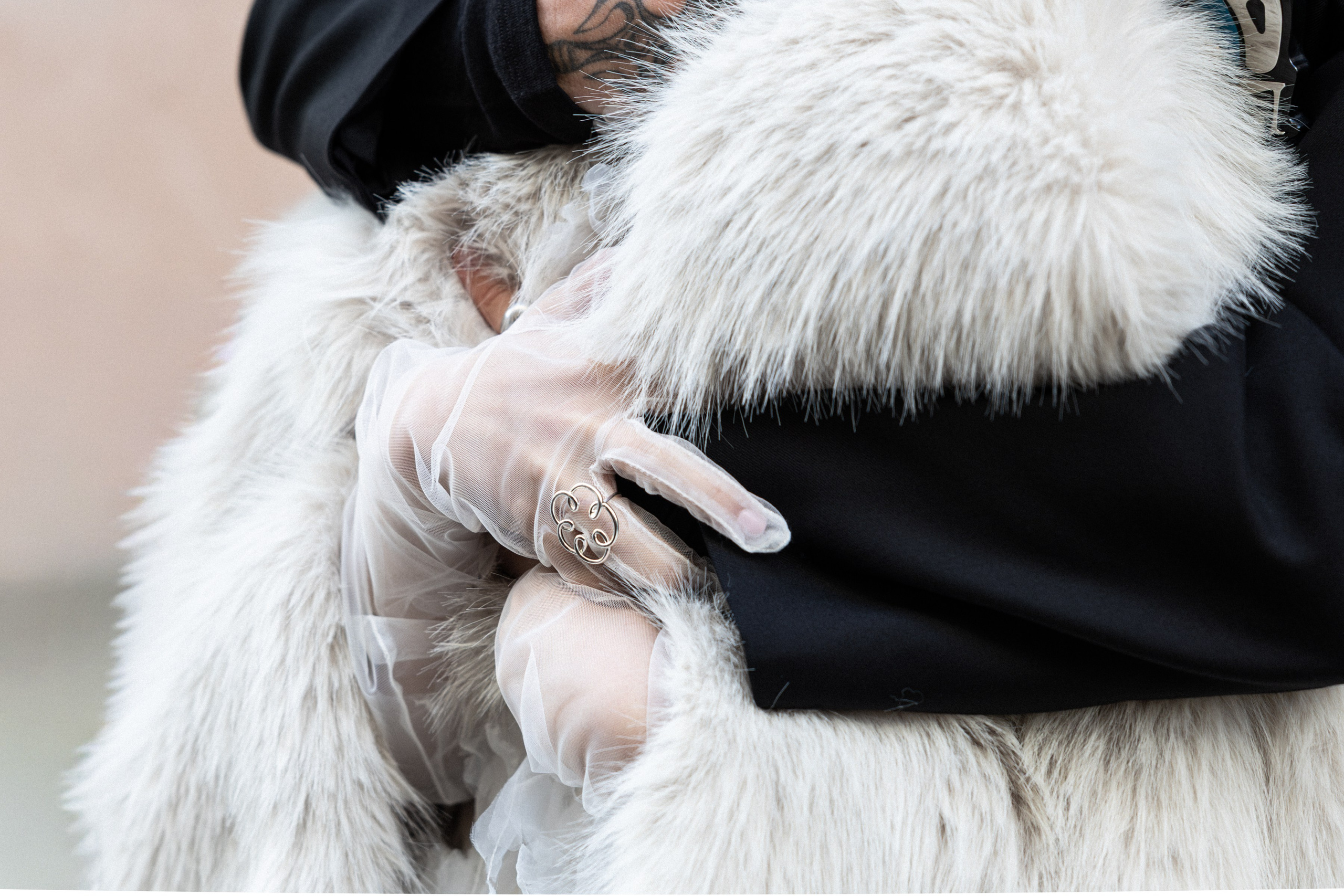 Zeitlose Eleganz: Ihre Hochzeit in Schwarz-Weiß. Hochzeitfotograf in Bielefeld