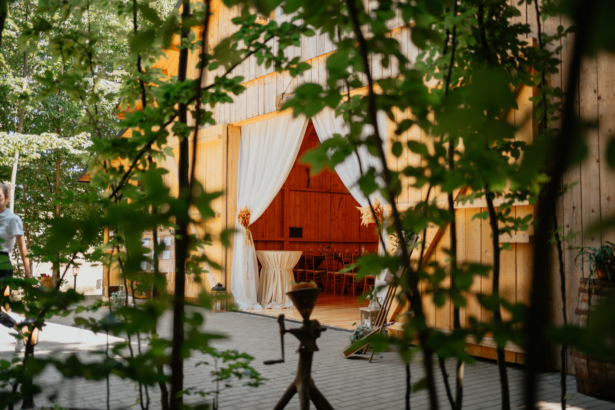 E & V. Fotograf Nunta Iasi - Hearts & Pictures