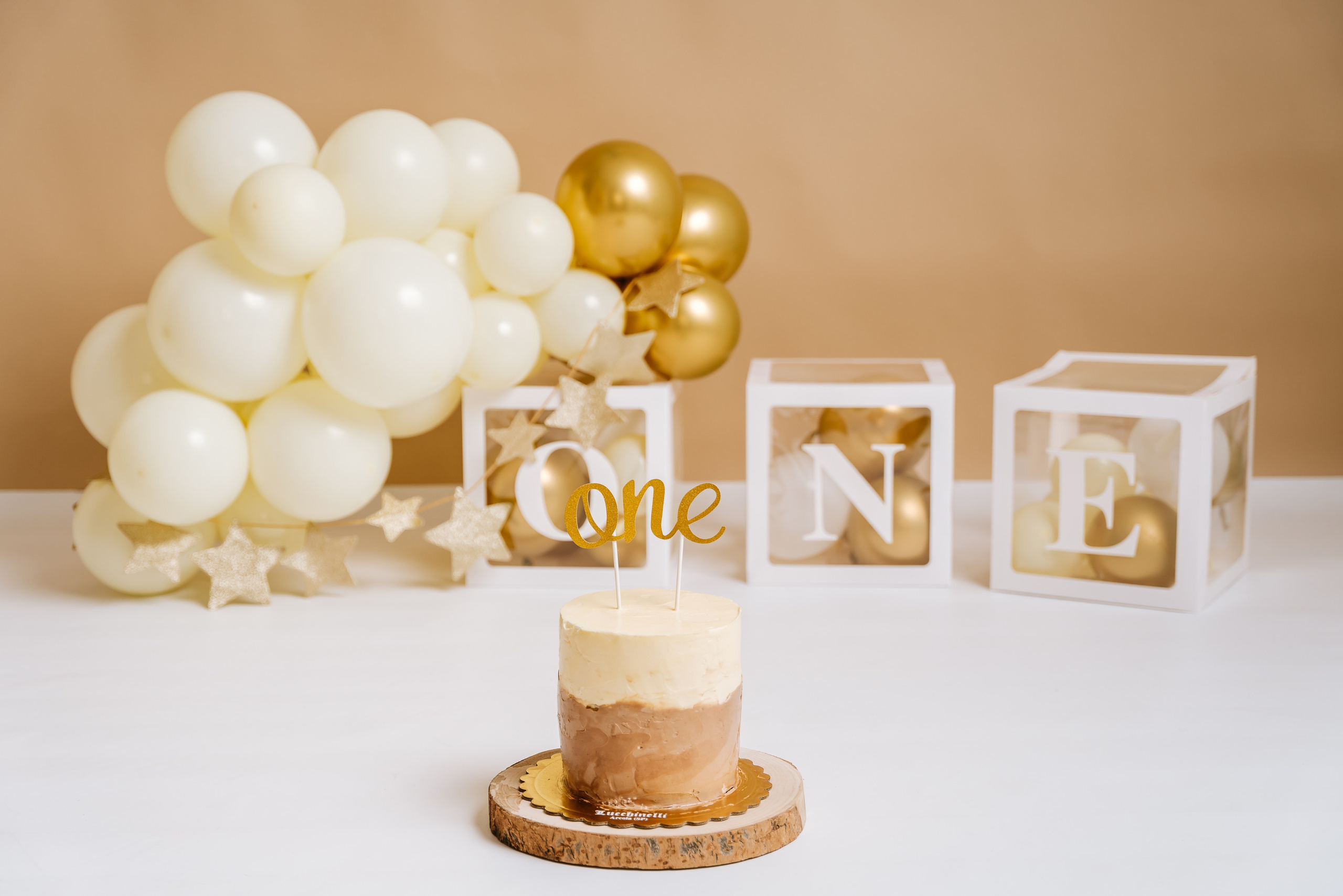 Smash cake. Svitlana Miahka fotografa a Genova