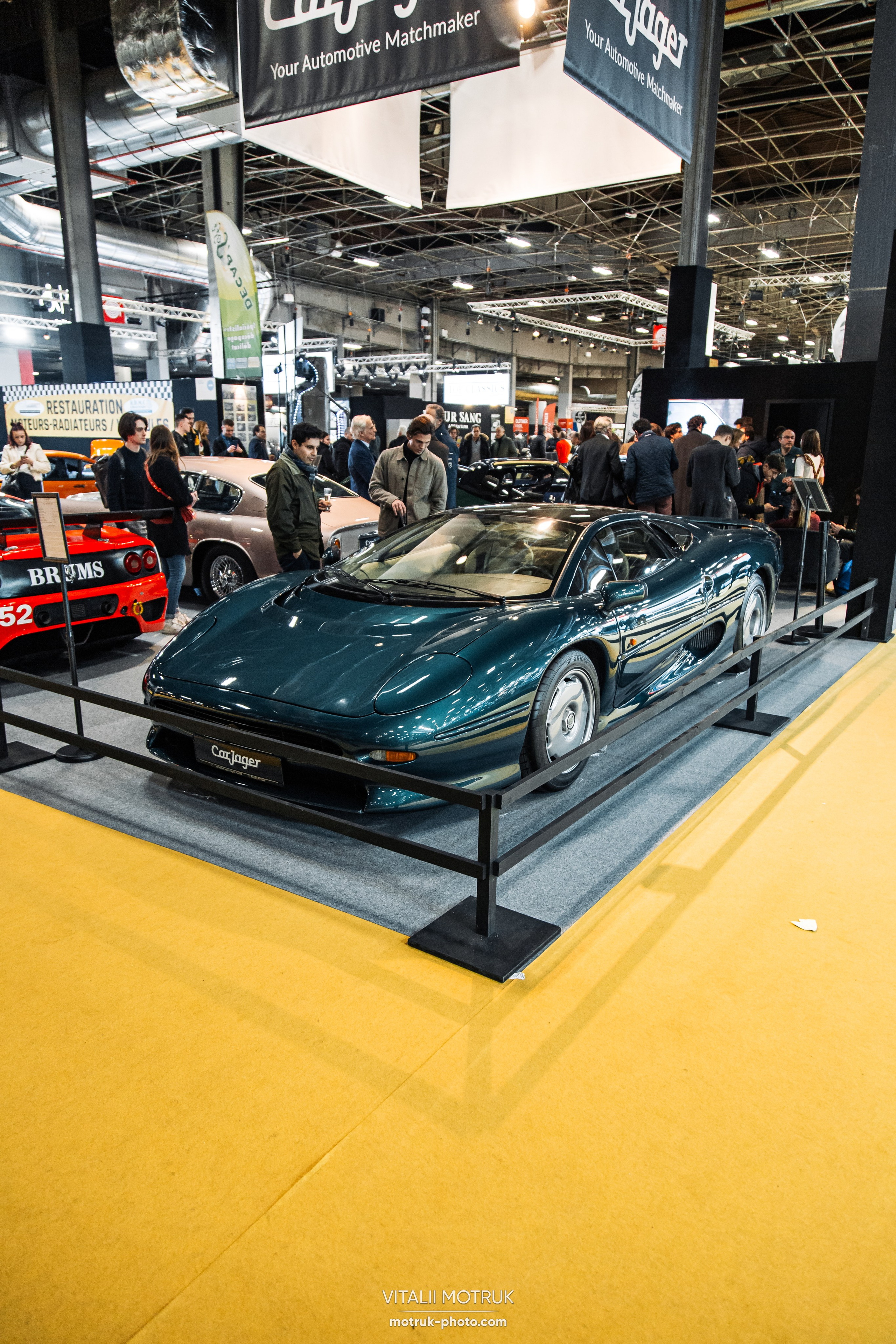 Retromobile 2023. Photographer in Paris — Vitalii Motruk