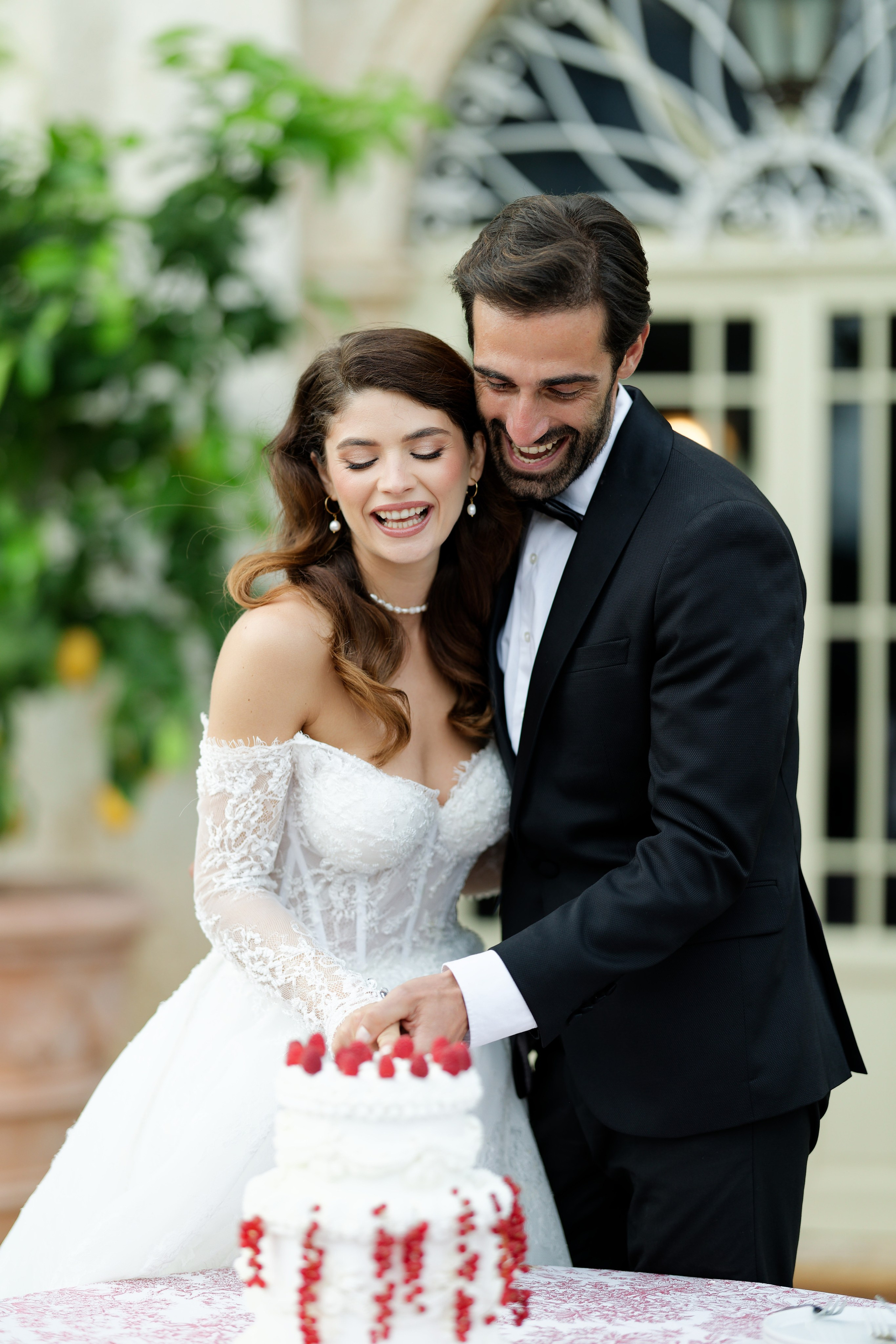 Wedding editorial at Villa di Geggiano, Tuscany, Italy