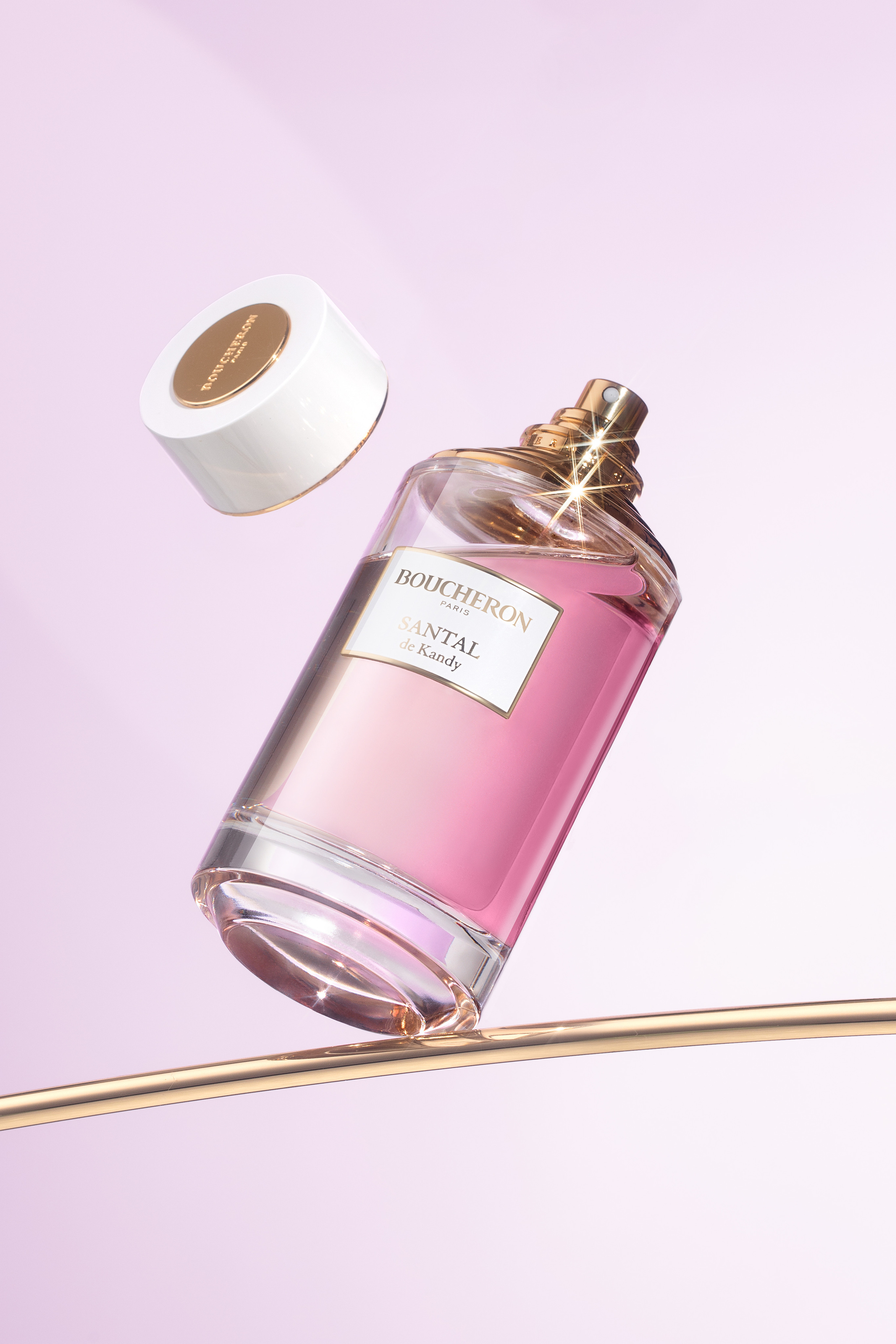 Retoucheuse des photos professionnelle. Photographe et retoucheuse des images des produits à Avignon en France