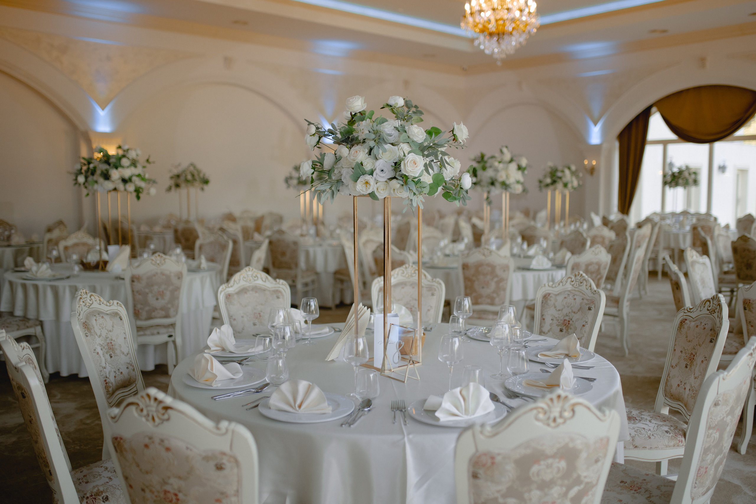 Villa Trevi Wedding near Timisoara. Wedding photographer and videographer based in Timisoara, Romania