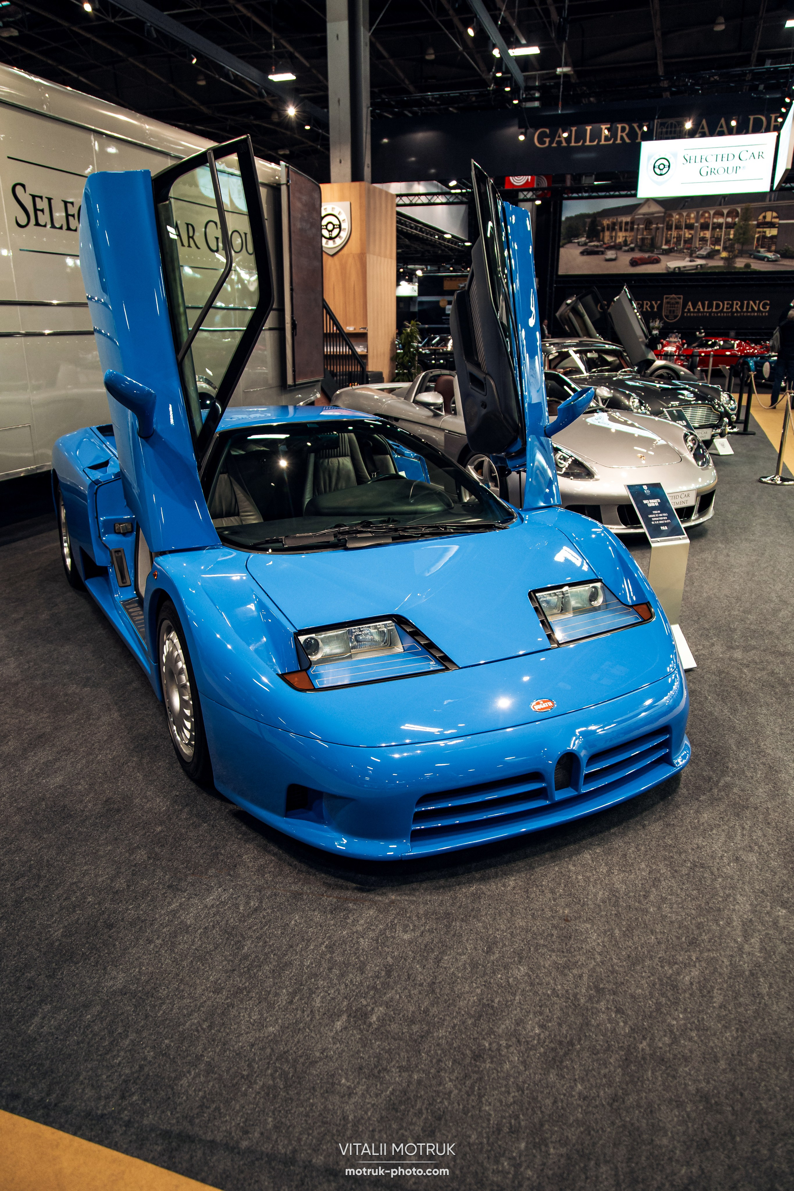 Retromobile 2023. Photographer in Paris — Vitalii Motruk