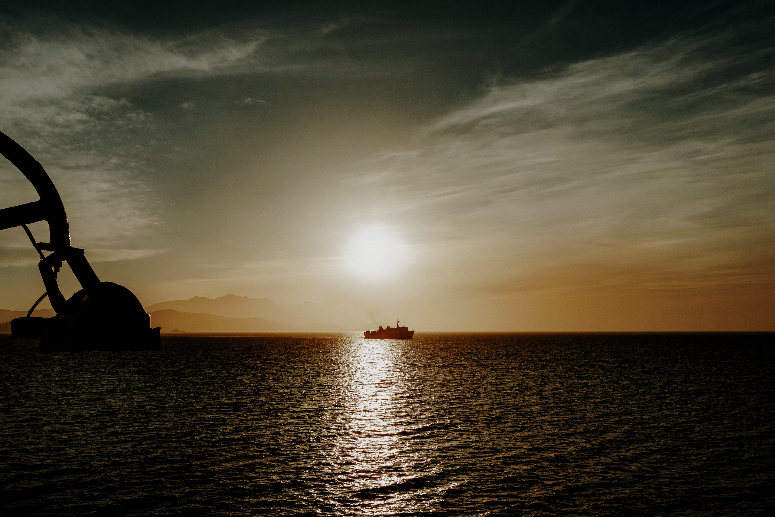 Dragoste pe val de mare -Insula Elba-. Servicii Foto Video în Chișinău și Europa ID-Brothers