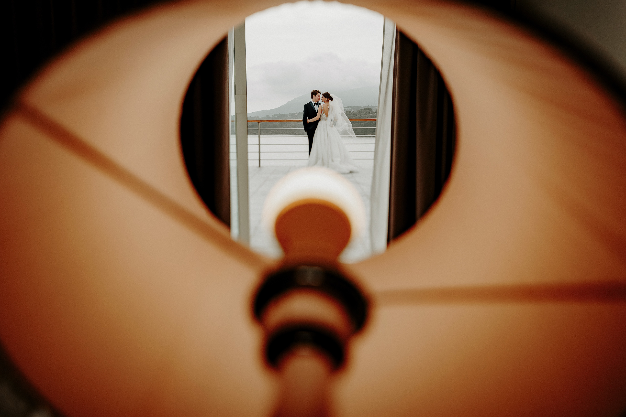 Dragoste pe val de mare -Insula Elba-. Servicii Foto Video în Chișinău și Europa ID-Brothers