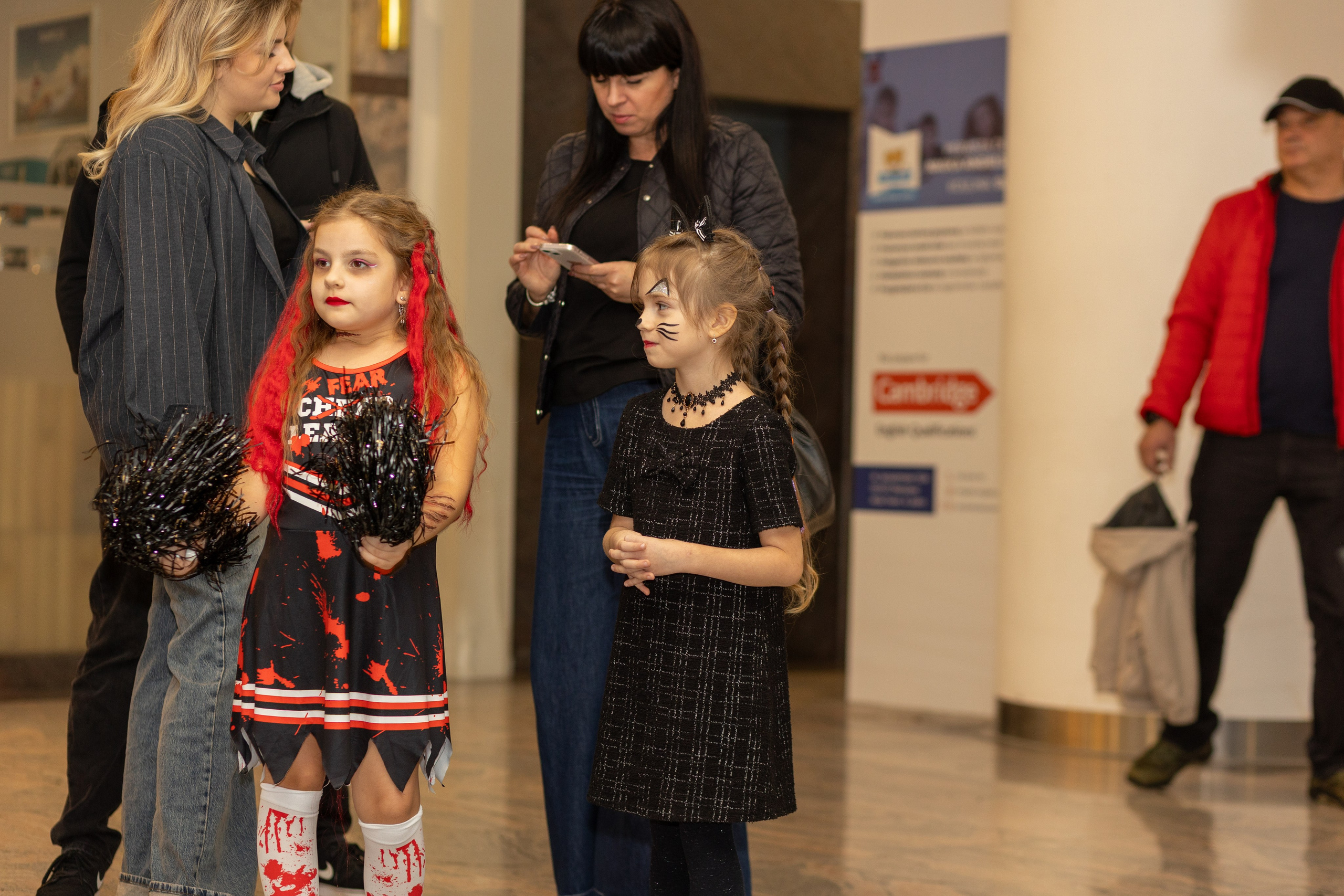 Leo dance studio Helloween 2025. Семейный и детский фотограф в Варшаве Мила Бобровская