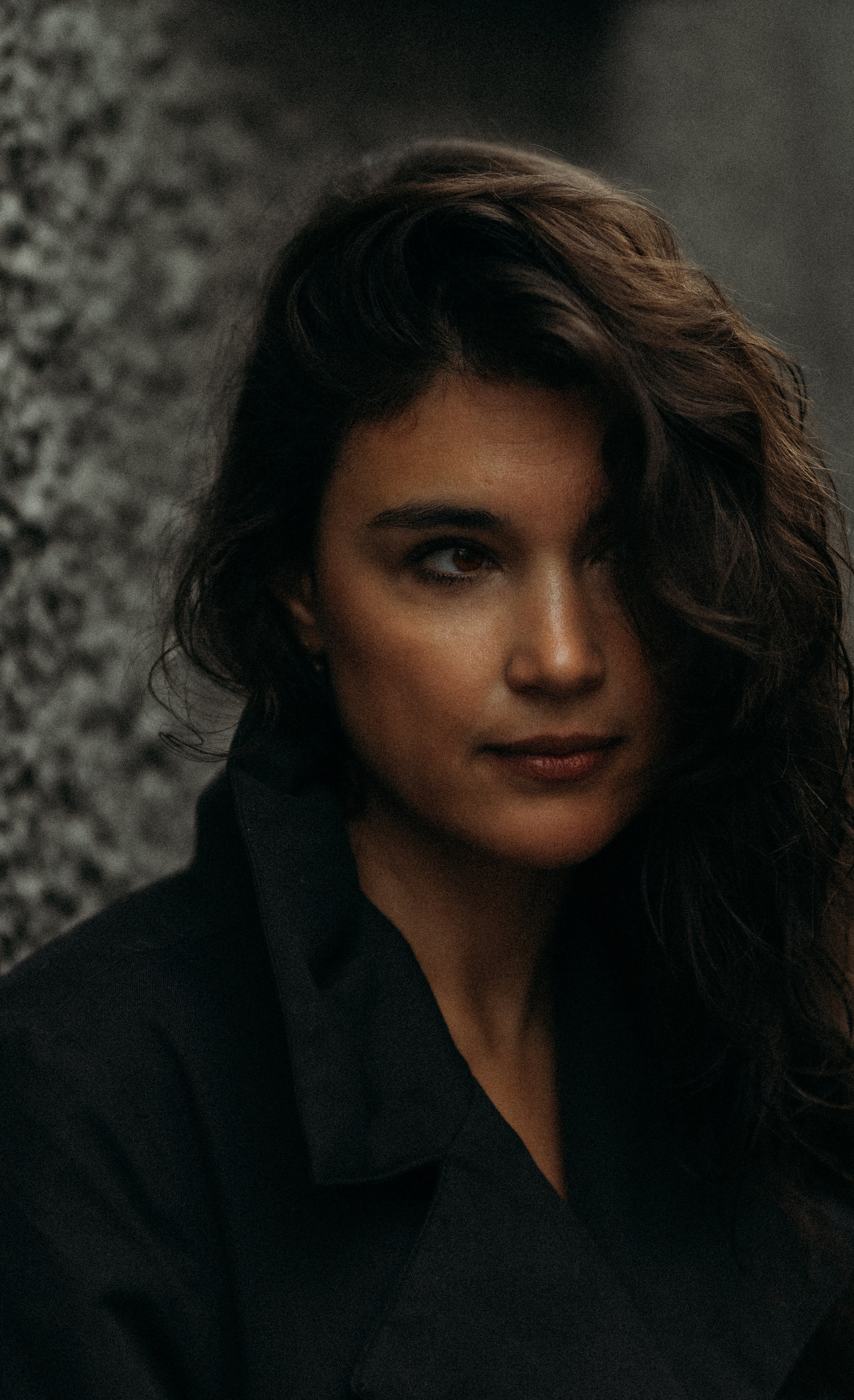 Potrait, Maryam Razavi. Wedding and portrait photographer in Helsinki Vickan O