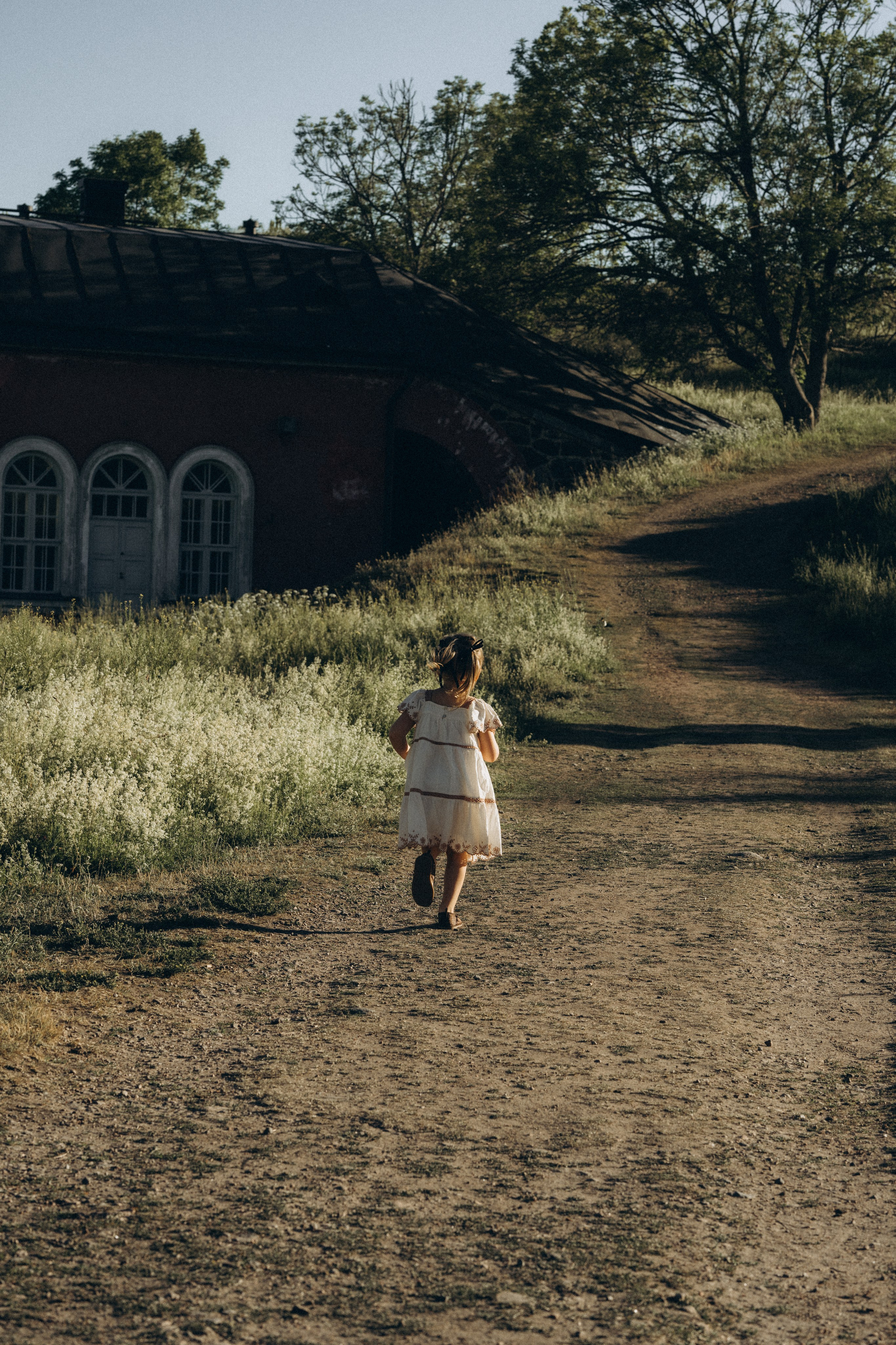 Beloved. Wedding and portrait photographer in Helsinki Vickan O