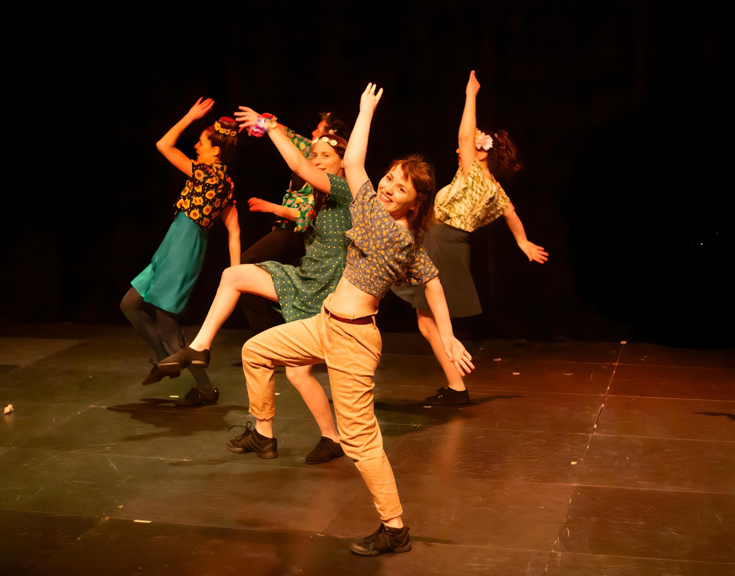 PLANET DANCE SPECTAKLE 2024. Portret photographer in Switzerland Artur Magpie