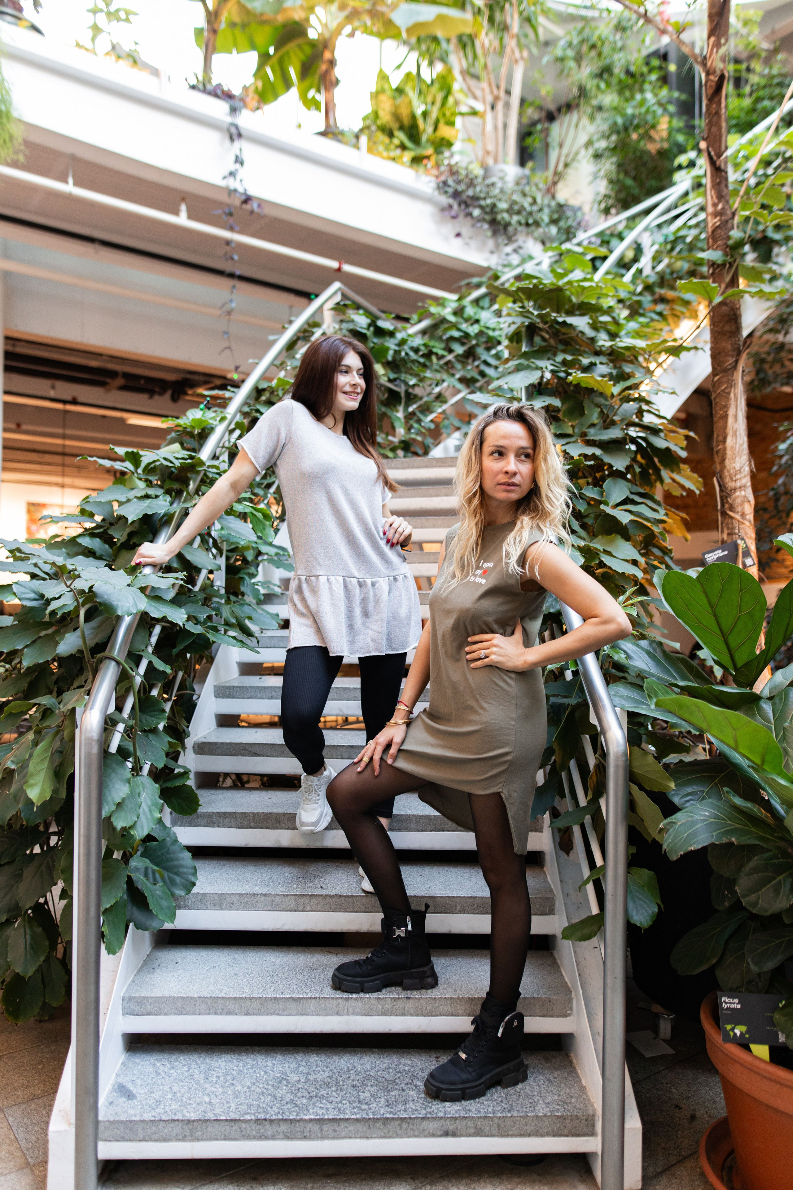 PRO ZNAČKY. Dana Lišková — Empatická fotografka | Introspektivní umělkyně | Neurodivergentní koučka| Zakladatelka Artepy.cz