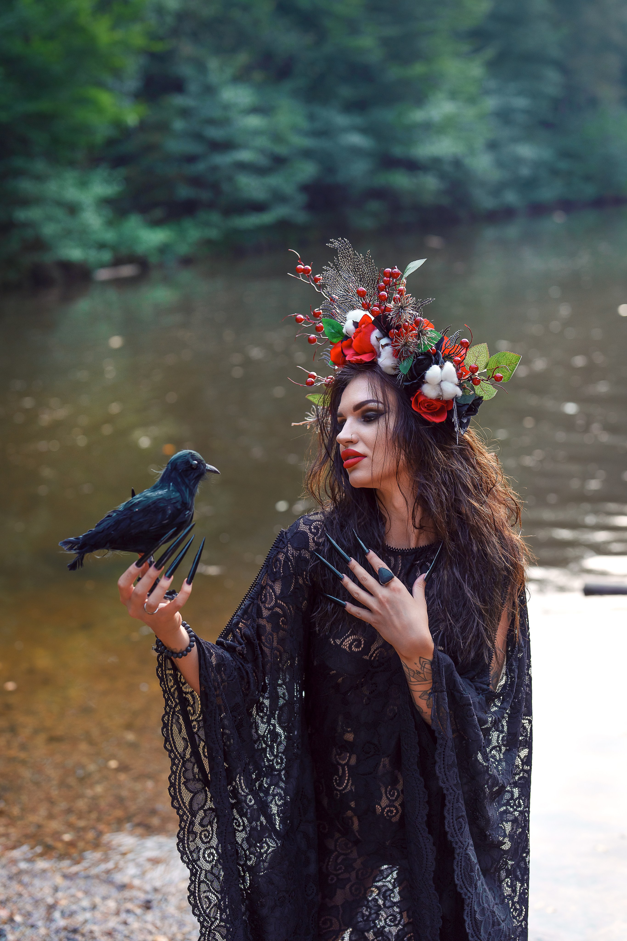 Witch at the lake. Family, Lifestyle and Portrait photograher in Trier, Germany