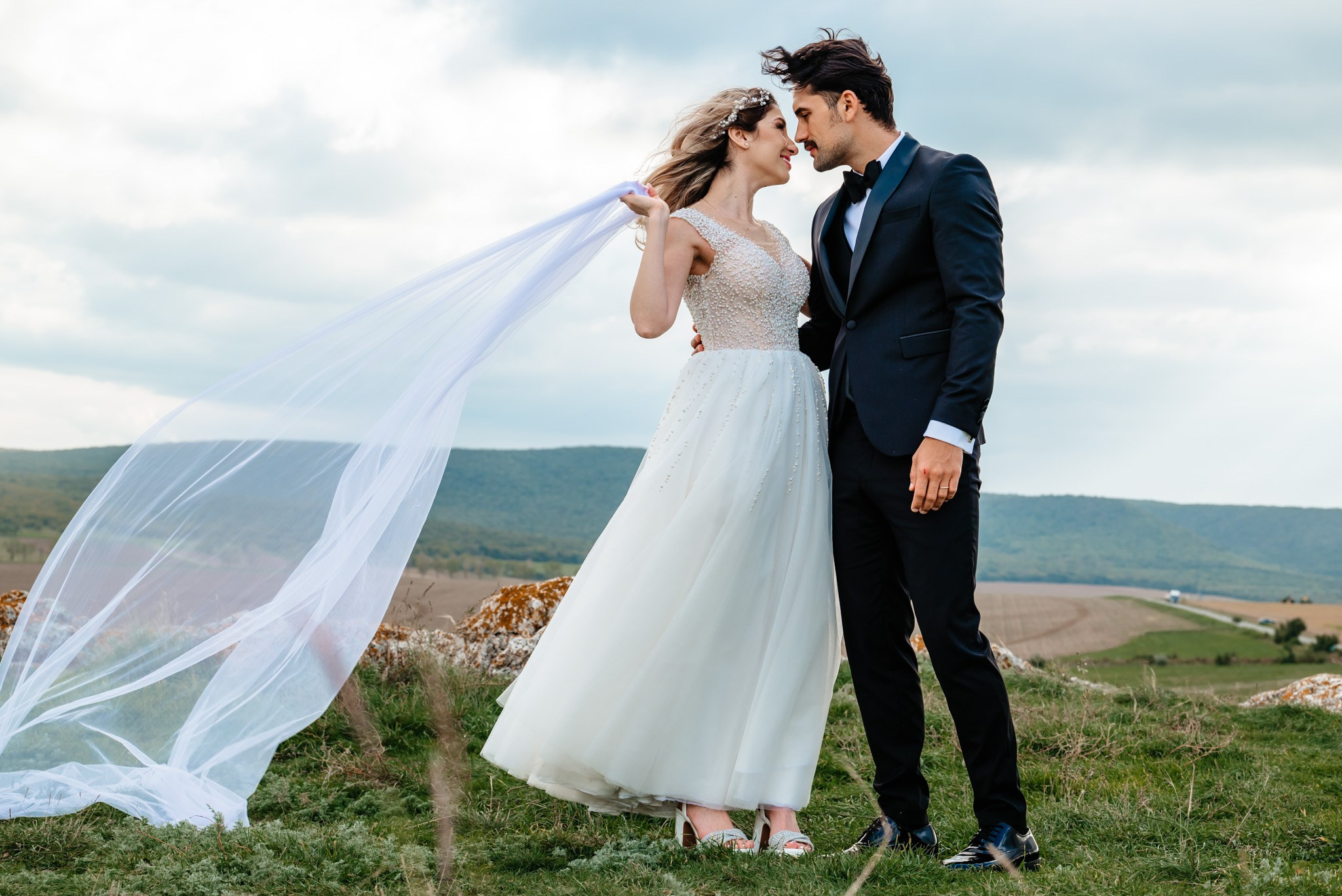 Alexandra & Robert. Www.besttalesstudio.com