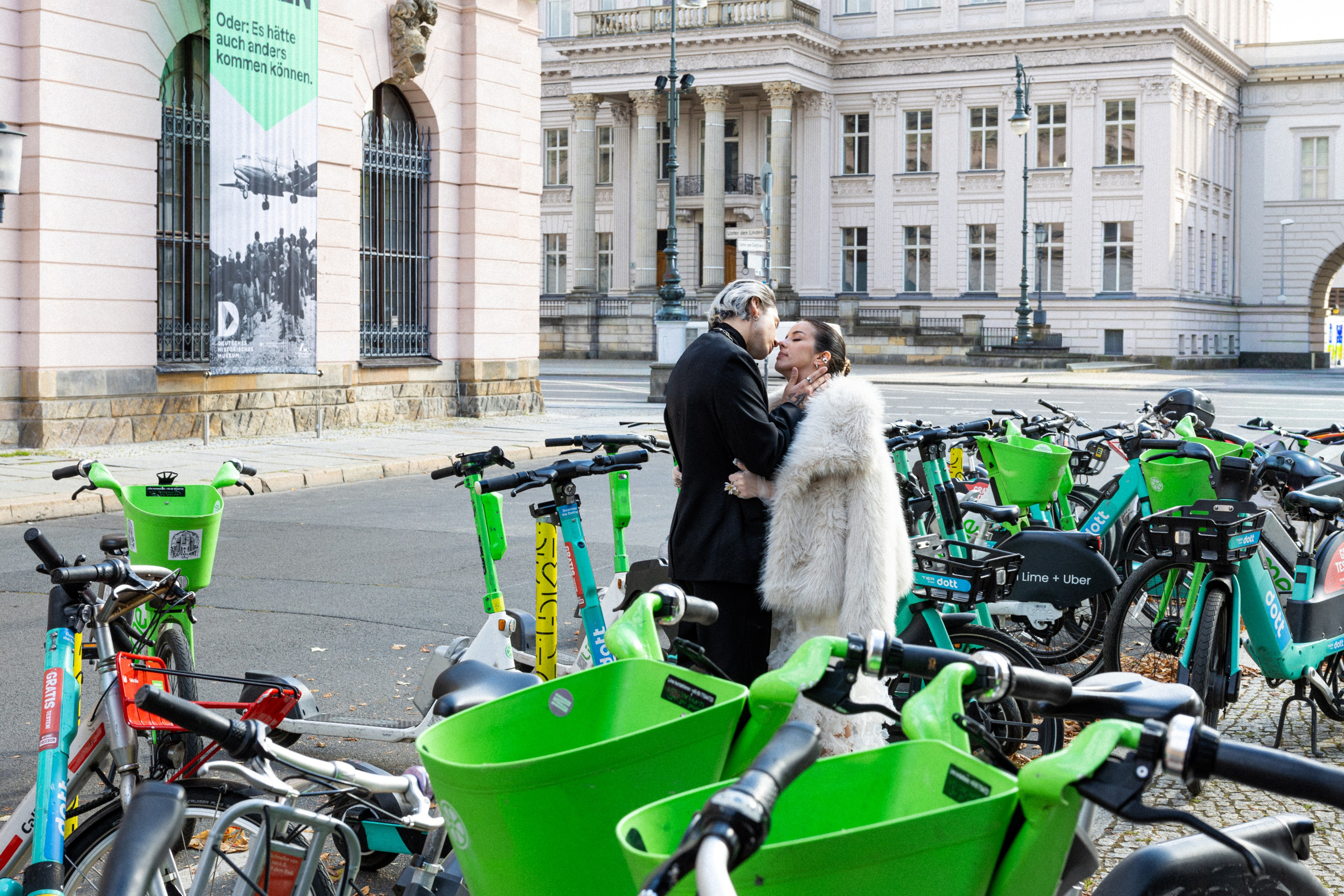 Zeitlose Eleganz: Ihre Hochzeit in Schwarz-Weiß. Hochzeitfotograf in Bielefeld