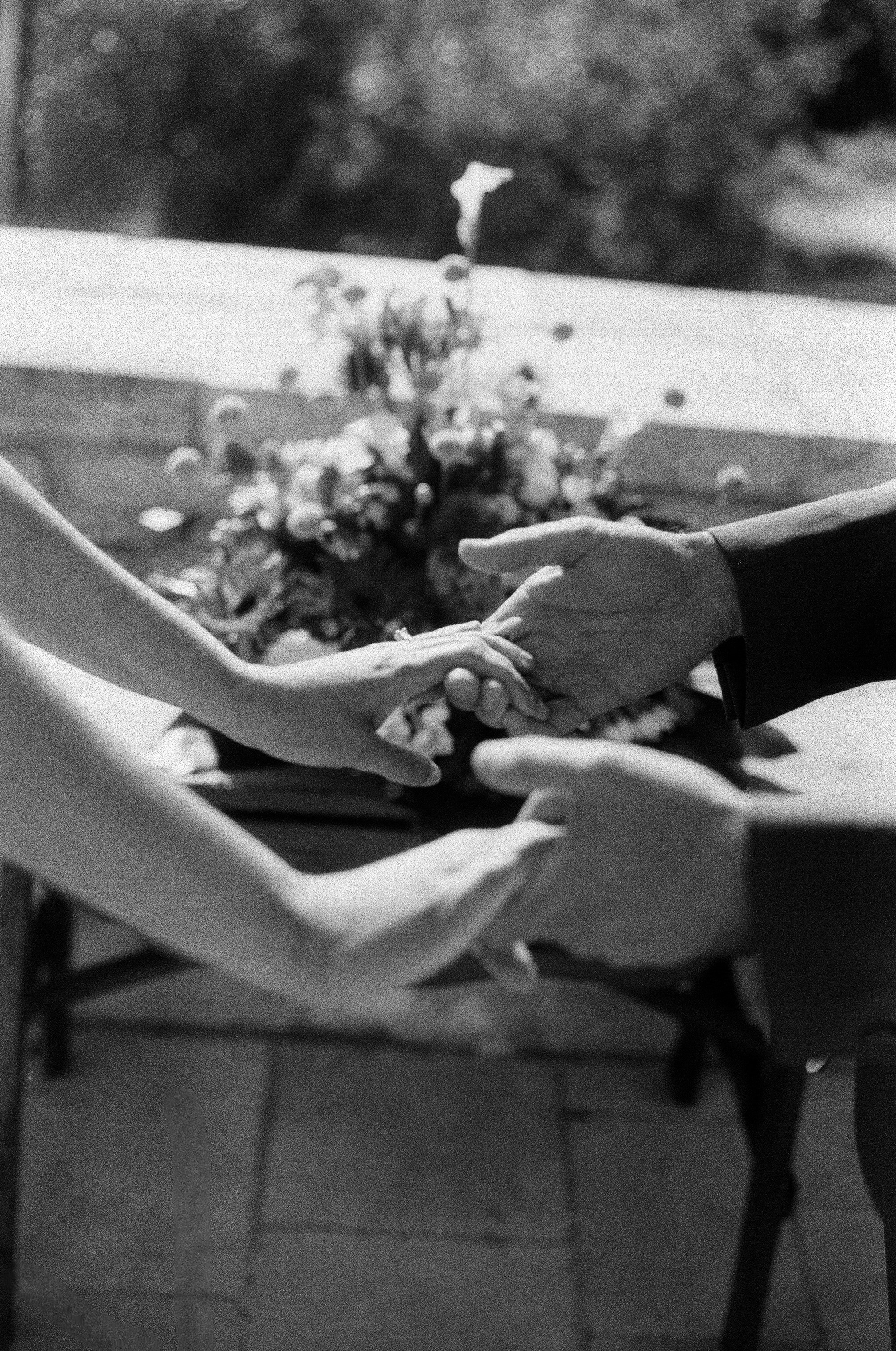 Stephanie & Christian film photos. Wedding photographer Italy