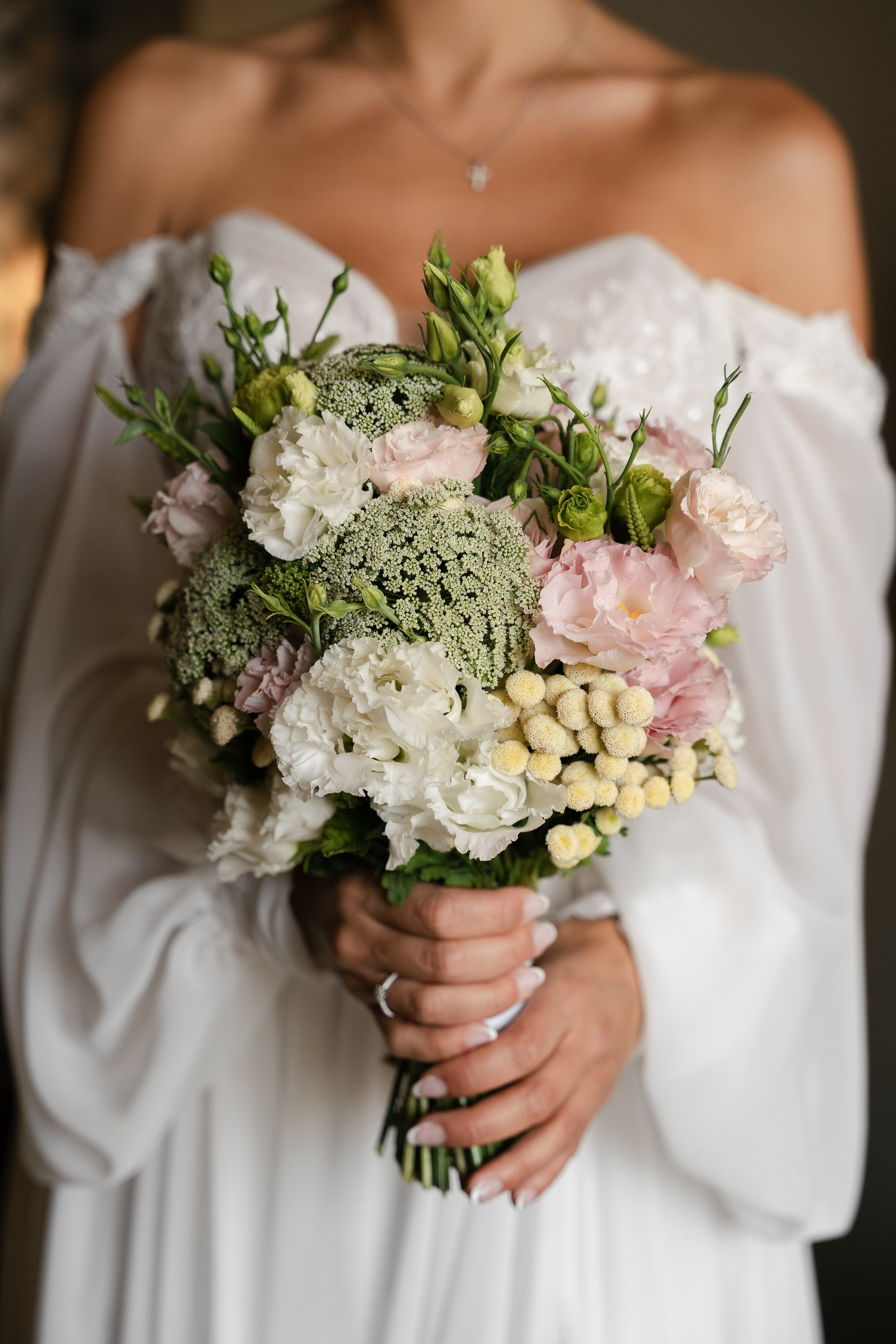 M&D|Between City Lights and Hidden Oasis. Black Sheep Produkcija| Wedding Photography and Wedding Films, based in Kragujevac, Europe / Fotograf i videograf, Kragujevac, Srbija