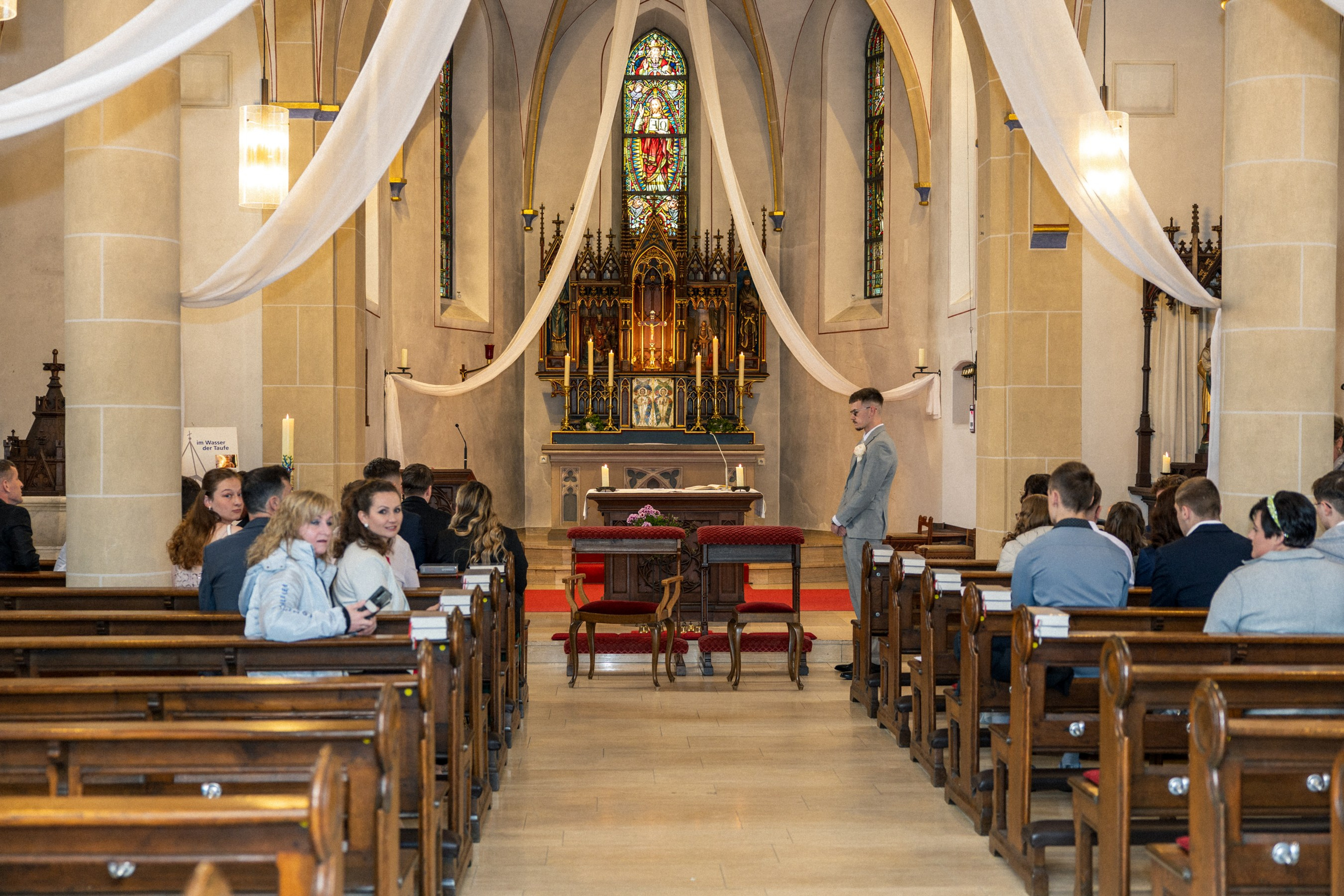 Kirchliche Trauung. Hochzeitfotograf in Bielefeld